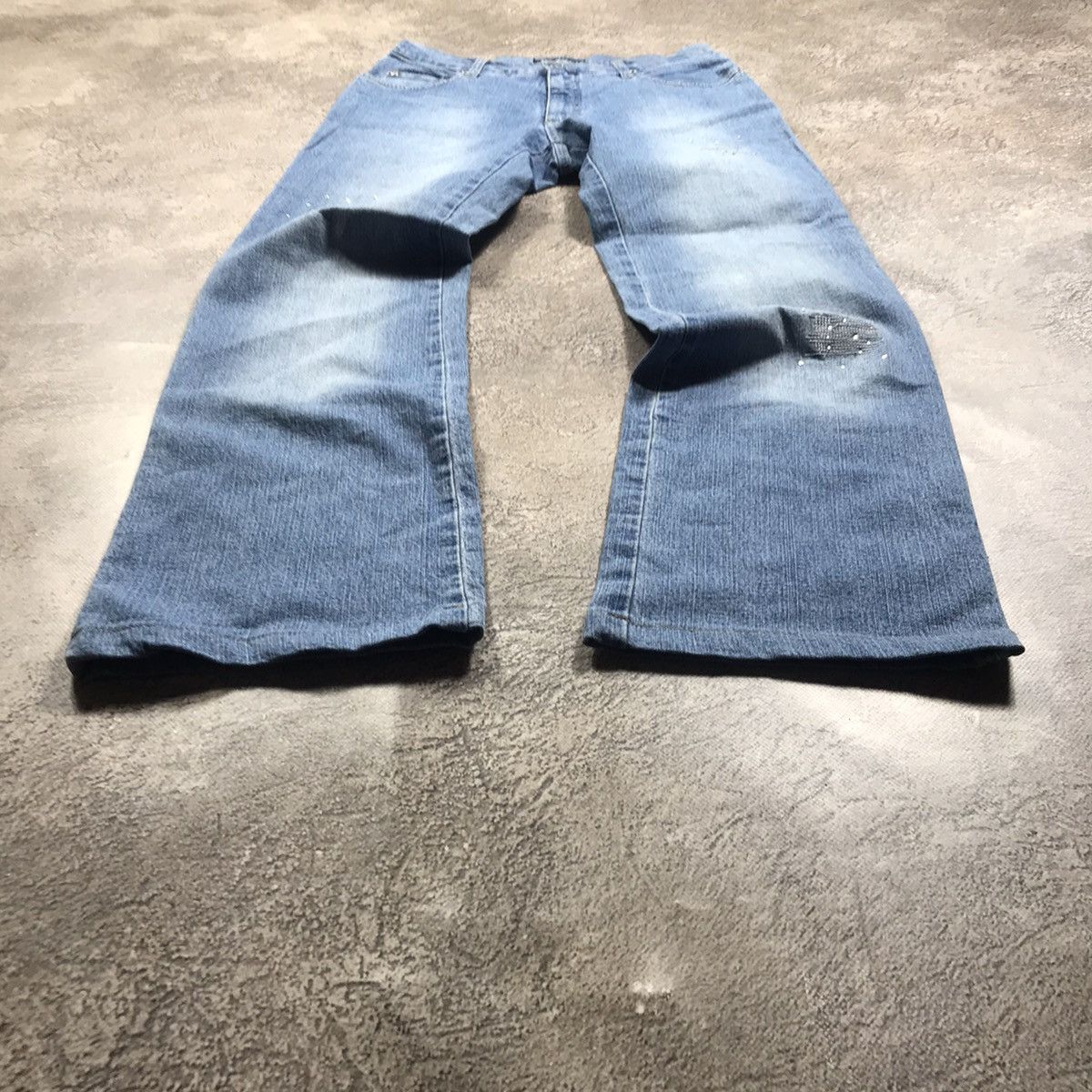 Vintage Vintage Y2K Distressed Flared Jeans Grunge Baggy 90s Logo 28 Size 28" / US 6 / IT 42 - 1 Thumbnail