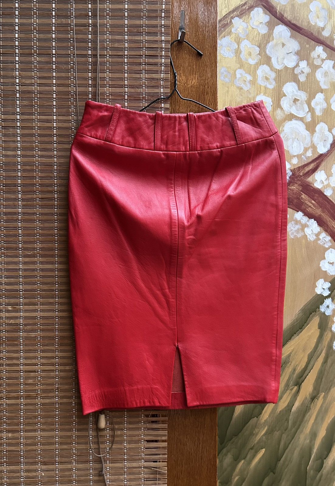 Dolce & Gabbana Vintage Dolce & Gabbana Red Leather Straight Pencil Skirt Size 28" / US 6 / IT 42 - 2 Thumbnail