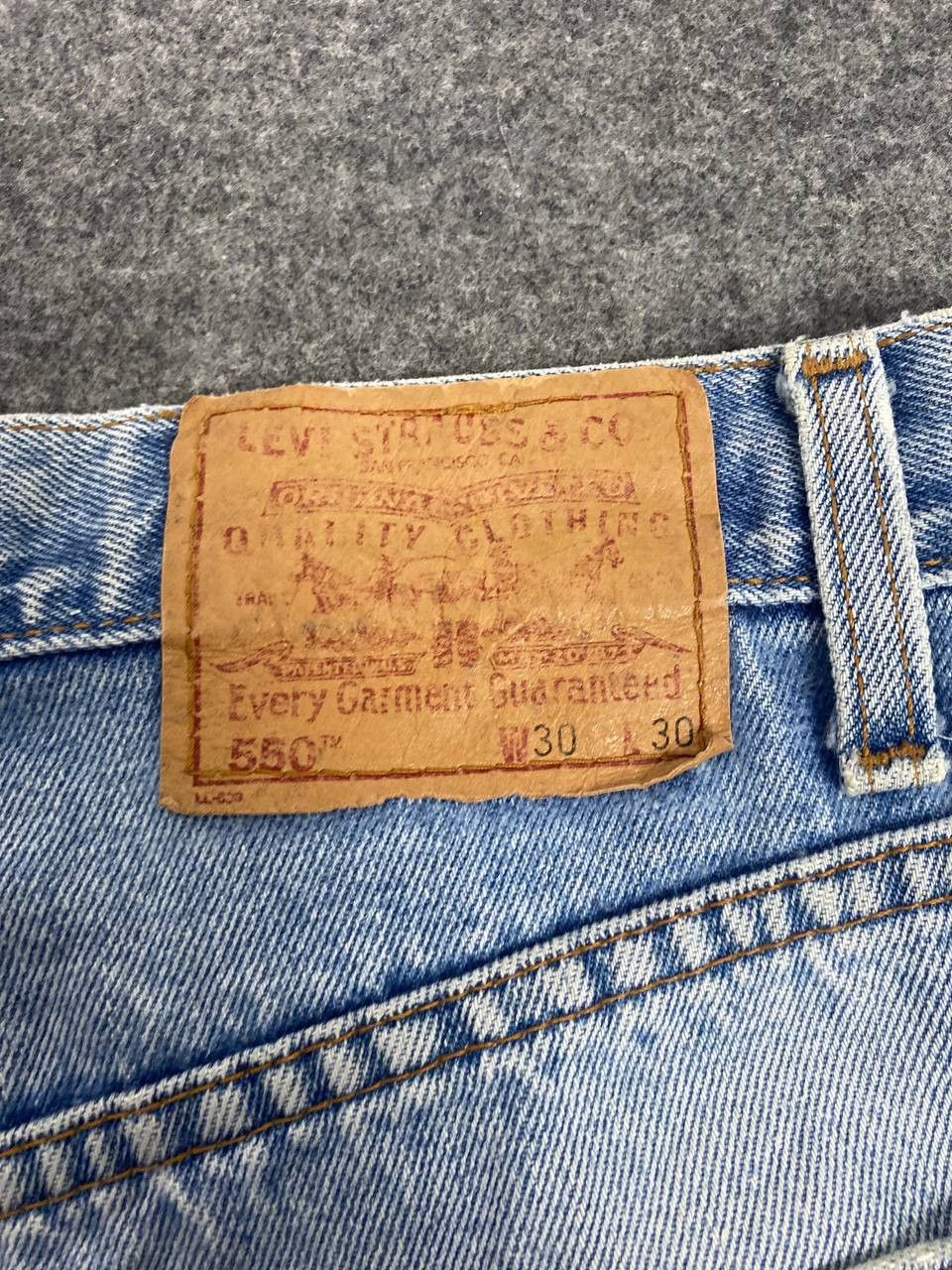 Levi's vintage levis 550 relaxed fit distressed denim Size US 31 - 5 Thumbnail