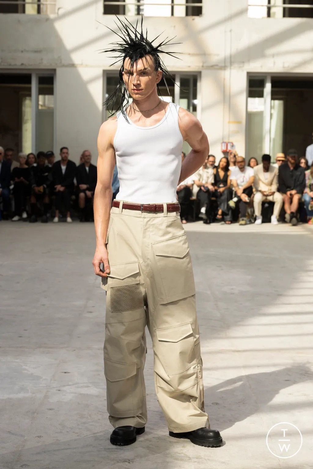 Junya Watanabe $2100 2024 Runway Wide Leg Tech Shell Cargo Pants Size US 32 / EU 48 - 2 Thumbnail