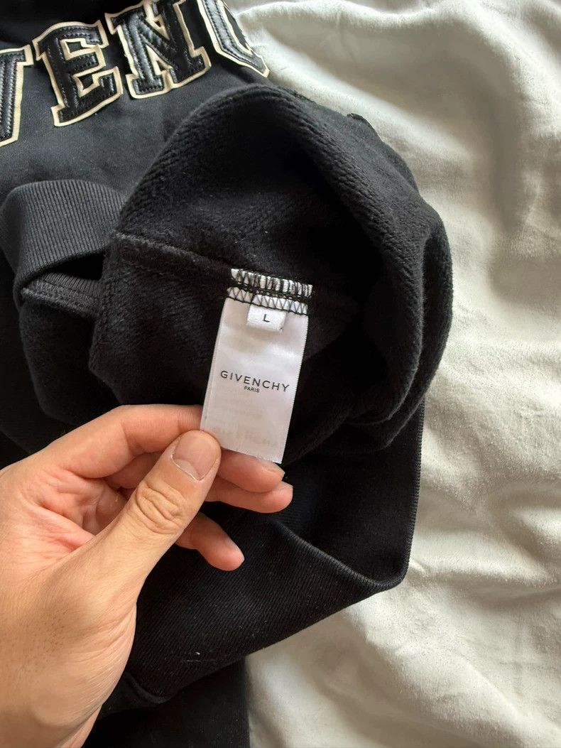 Givenchy Givenchy SS22 Logo removable sleeve round neck long-sleeve Size US L / EU 52-54 / 3 - 6 Thumbnail