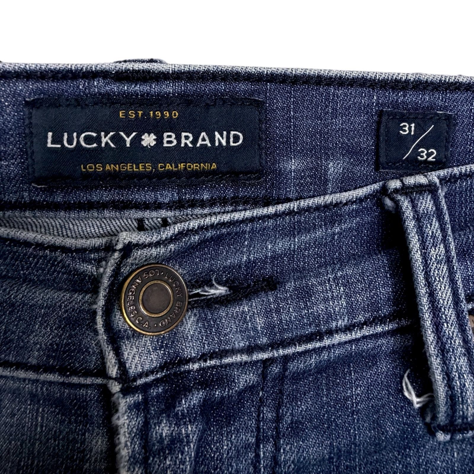 Lucky Brand Lucky Brand Men's 31x32 Distressed 110 Skinny Stretch Jeans Size US 31 - 7 Thumbnail