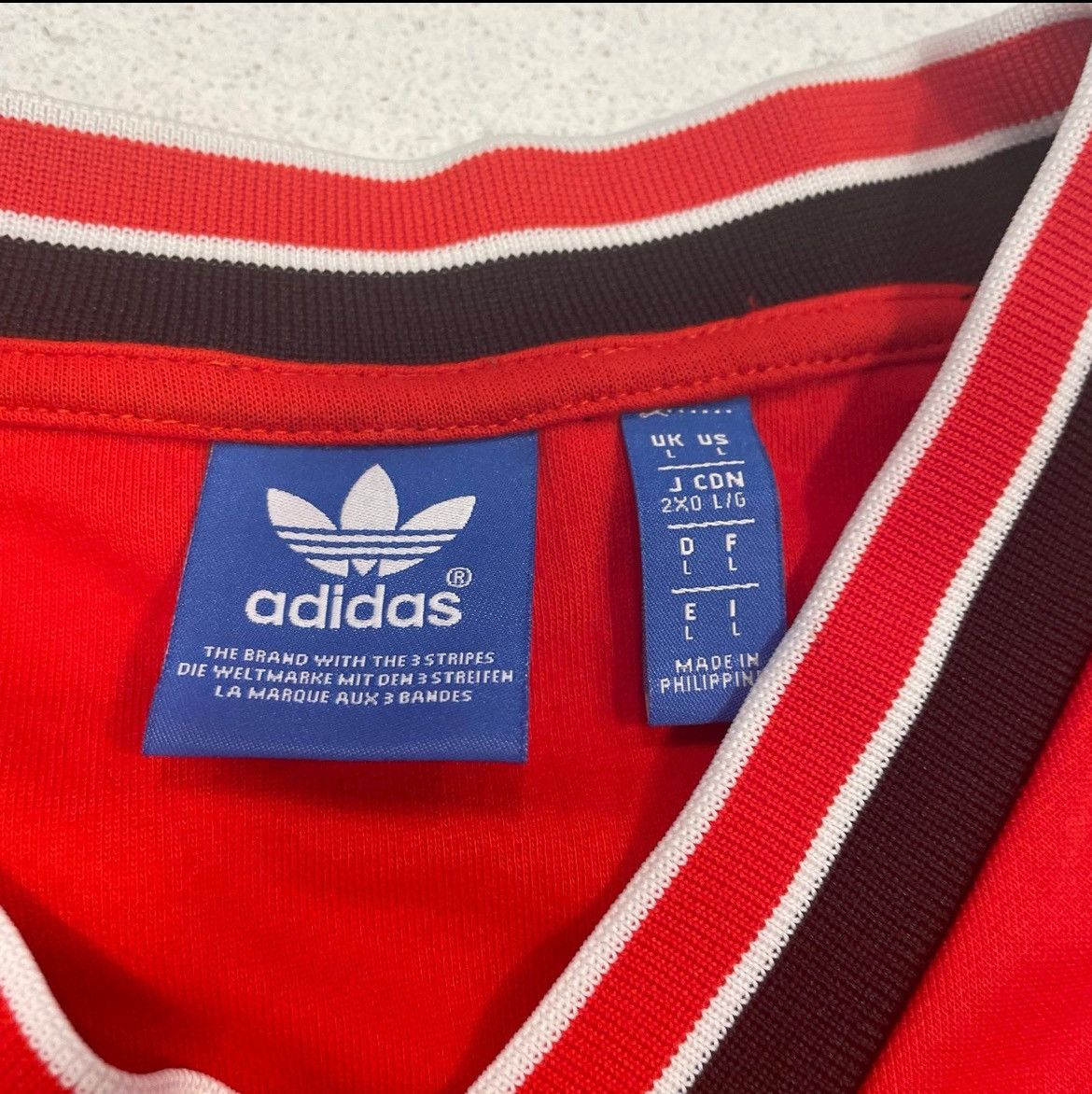 Adidas Manchester United 1985 Adidas FA cup home soccer jersey Size US L / EU 52-54 / 3 - 5 Thumbnail