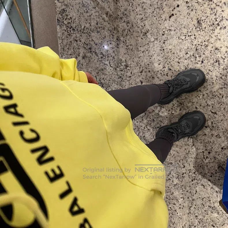 Balenciaga Balenciaga Lock Closure Hoodie, Fluorescent Yellow, Size S Size US S / EU 44-46 / 1 - 1 Thumbnail