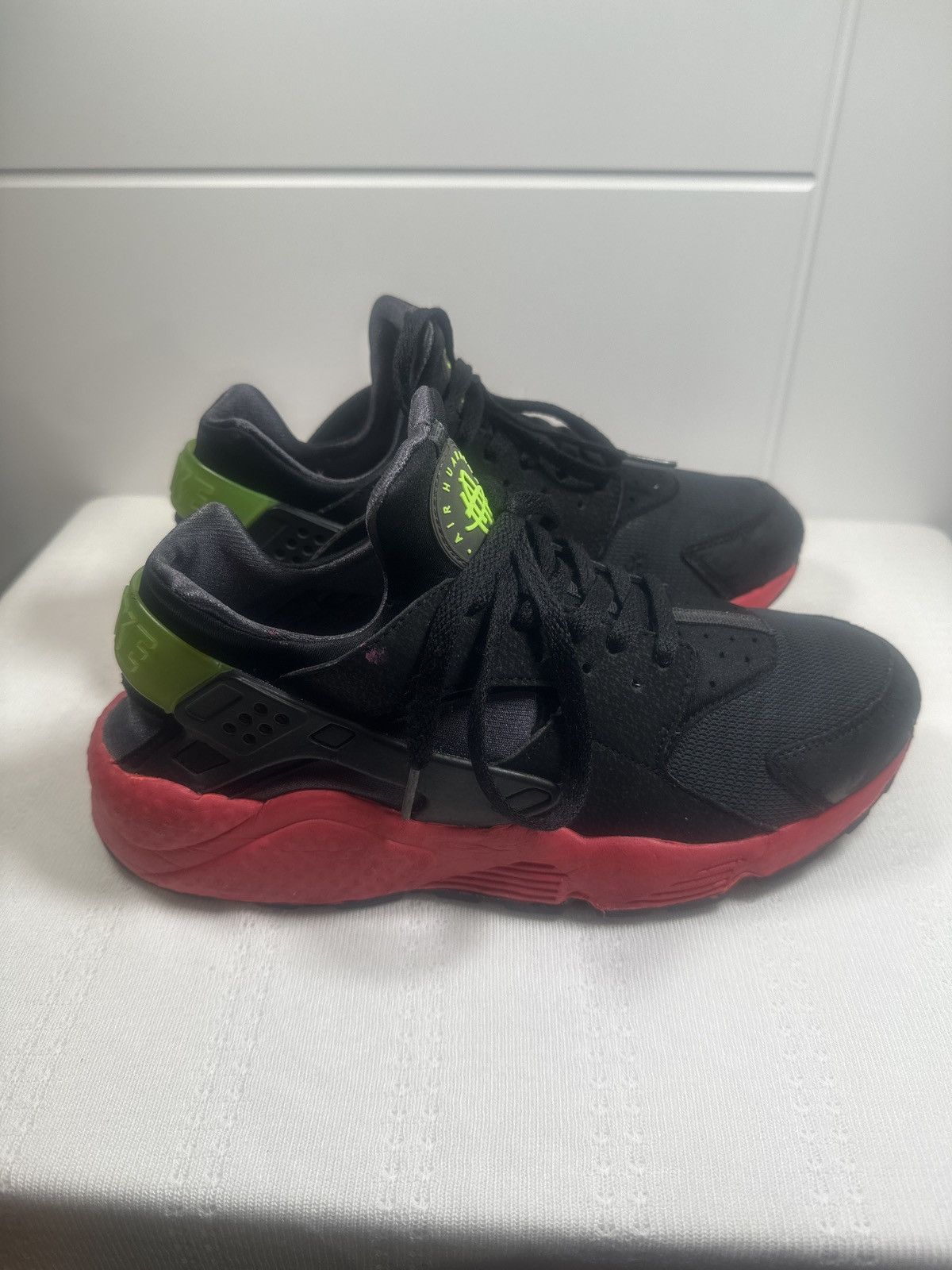 Nike Air Huarache Hyperpunch