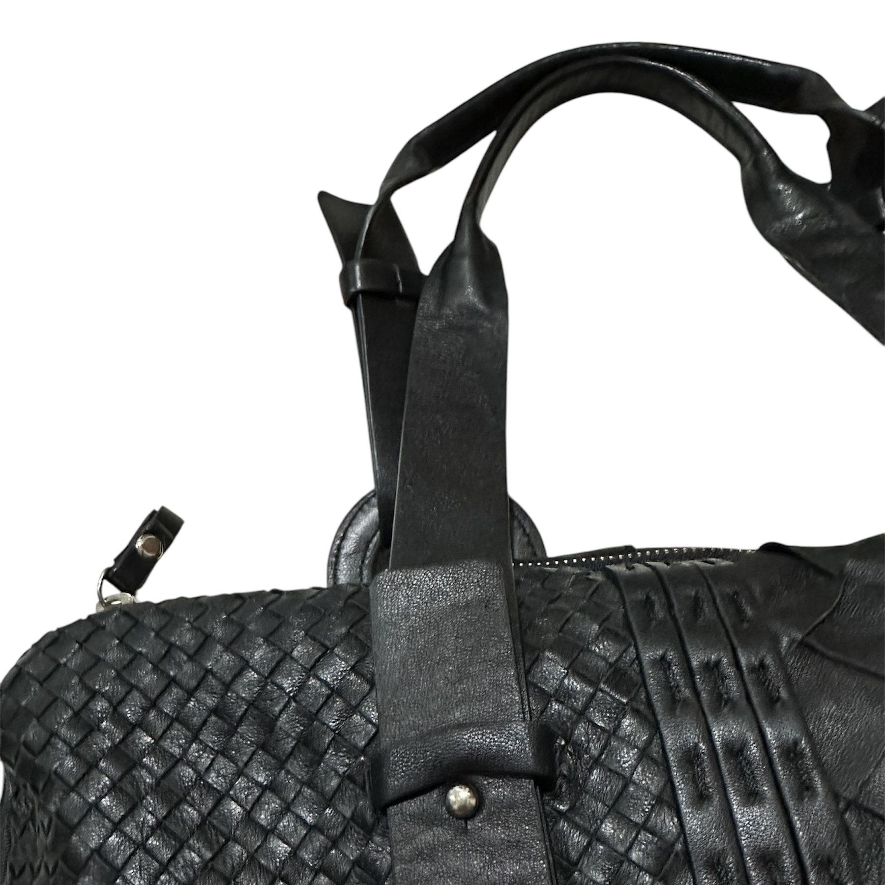 Bottega Veneta Grailed🔥Bottega Veneta Hand Carry Leather Bag Size ONE SIZE - 8 Thumbnail