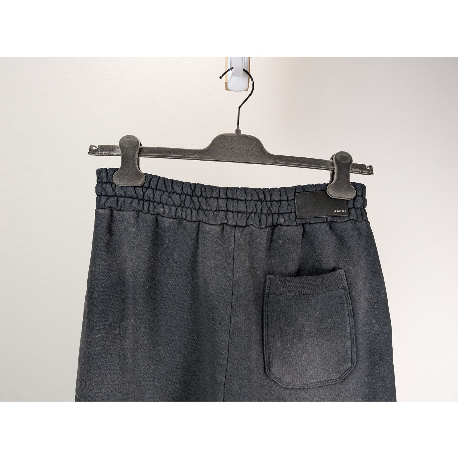Amiri o1rshd1 Vintage Collegiate Shorts in Black Size US 30 / EU 46 - 6 Thumbnail