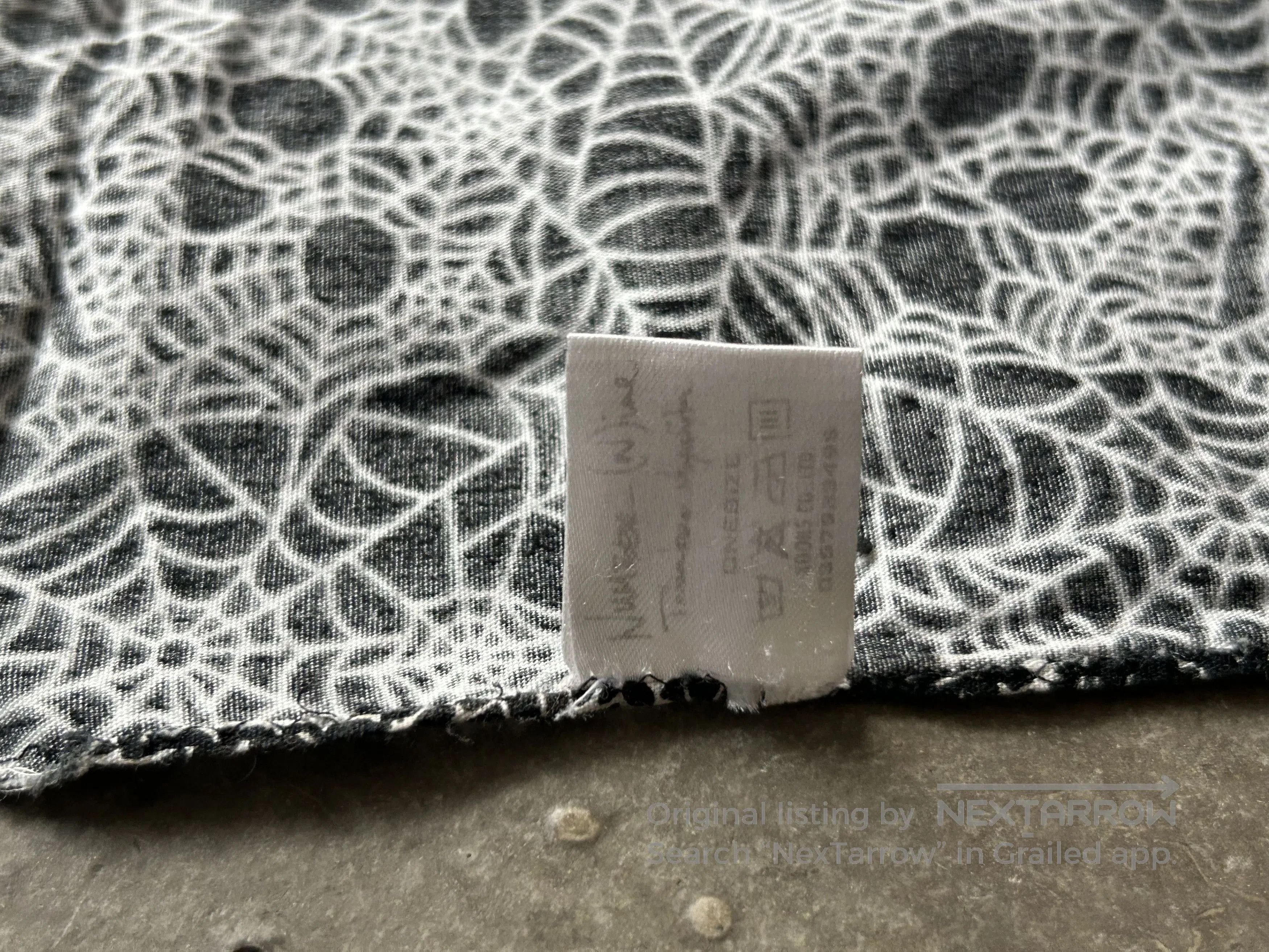DEN IM by SIKI IM Number (N)ine 05ss Skull Spider Web Scarf. Size ONE SIZE - 8 Thumbnail