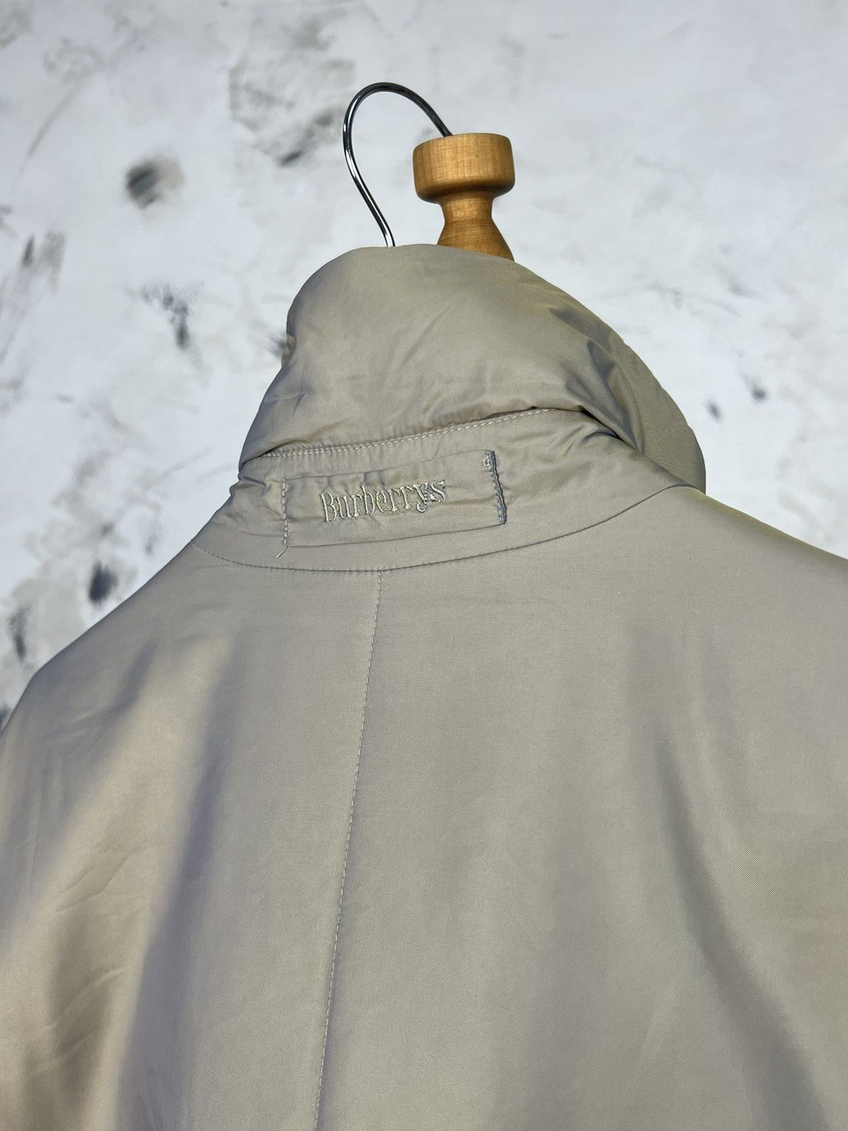 Burberry Vintage Burberry Trench Coat Jacket Size 31 1/2 M -L Size L / US 10 / IT 46 - 8 Thumbnail