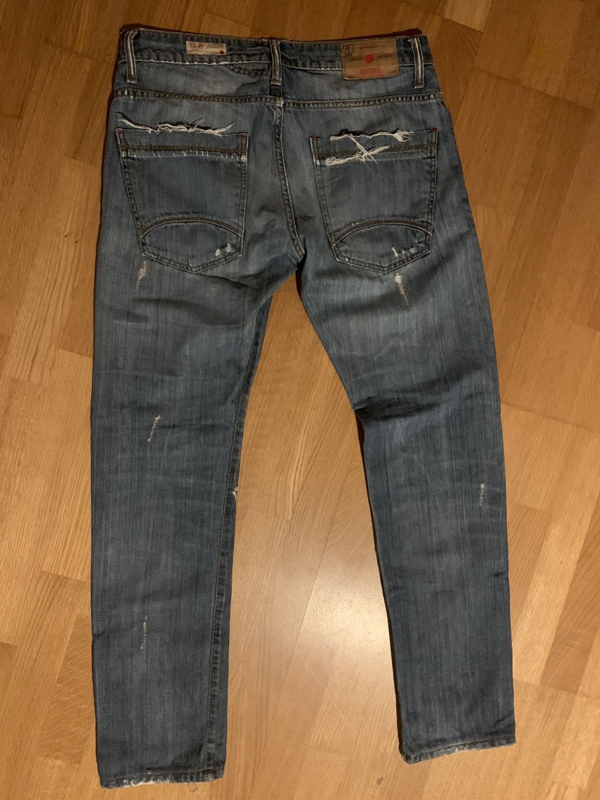 Takeshy Kurosawa Japanese distressed jeans with flipped backtab Size US 30 / EU 46 - 4 Thumbnail