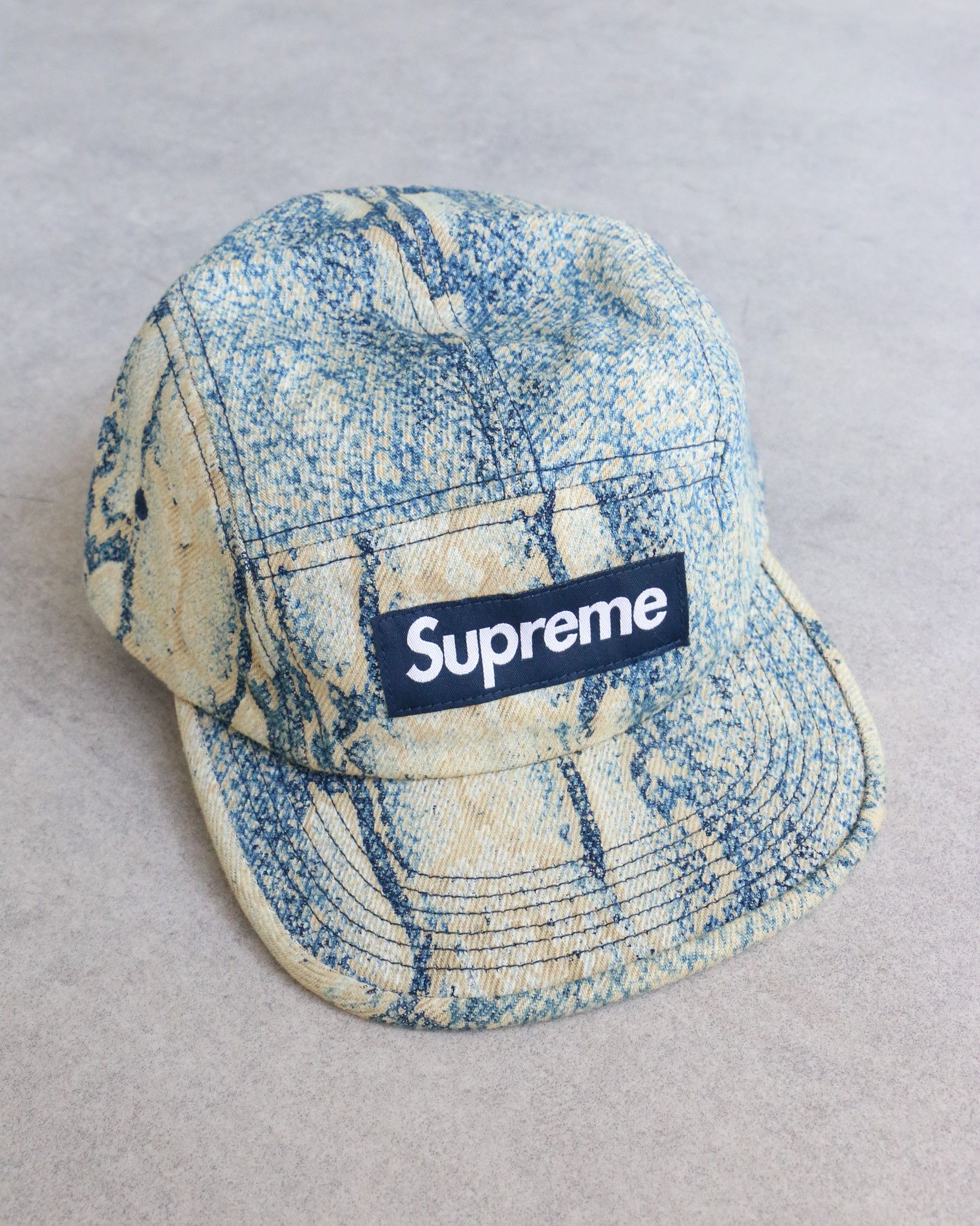 Supreme × Vintage Supreme Iridescent Box Logo Light Blue Camp Cap