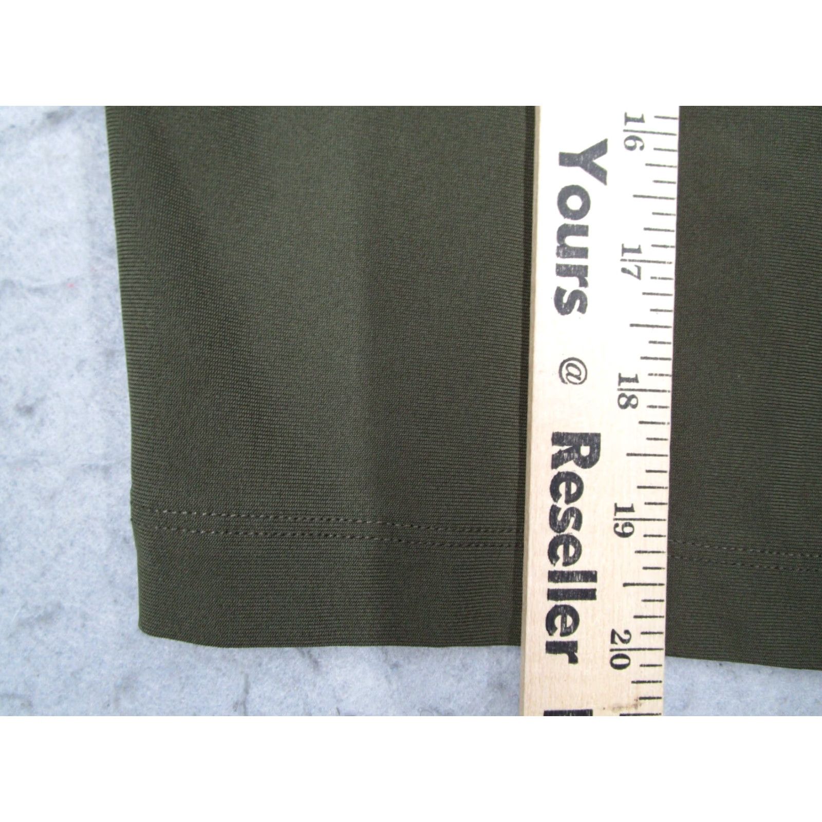 Lululemon Lululemon Commission Shorts Mens 30 Green 10" Shorts Beach Sports 2000s Mens Size US 30 / EU 46 - 7 Thumbnail