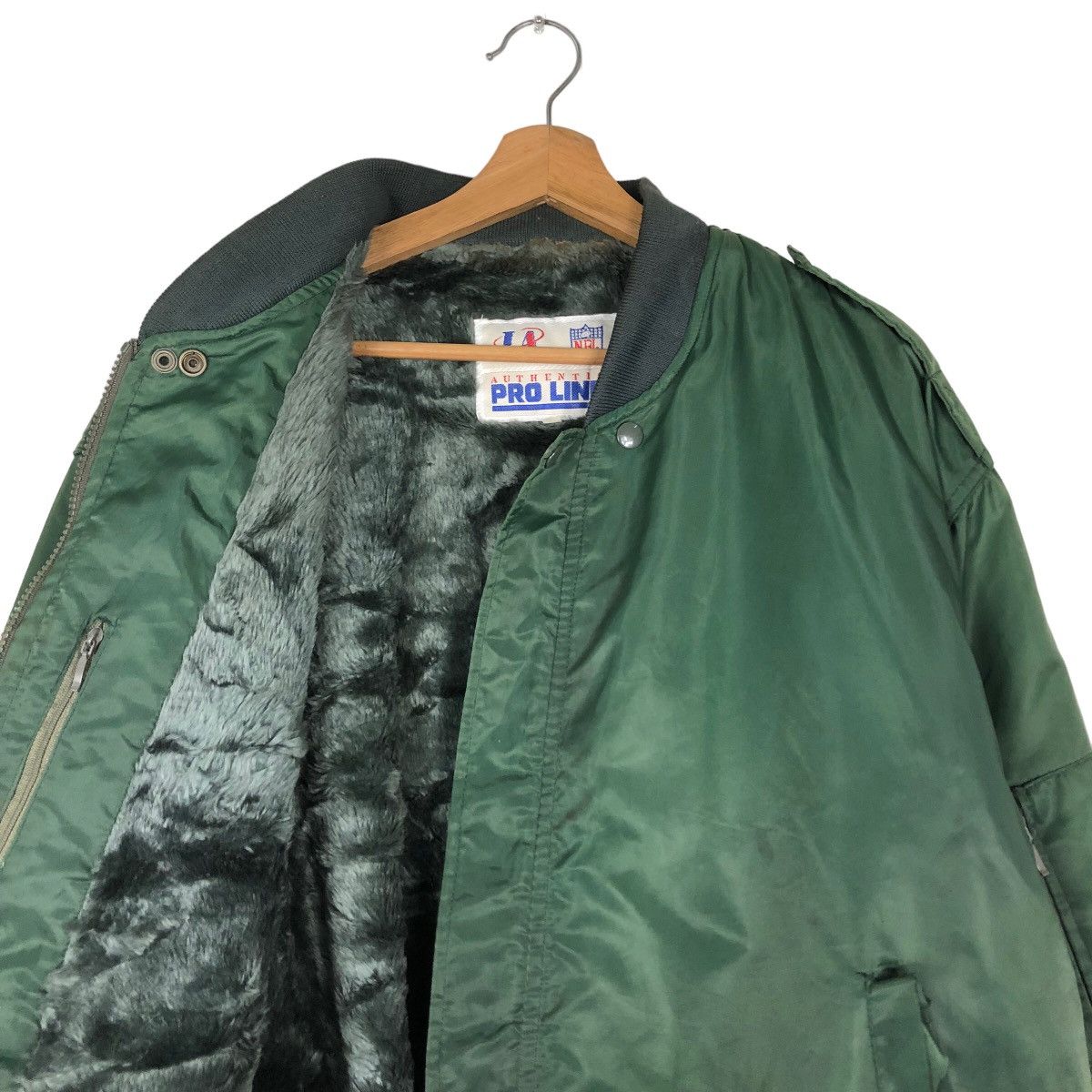 NFL 🔥Vintage Bomber Jacket NFL Authentic Pro Line Shearling Size US XL / EU 56 / 4 - 12 Thumbnail