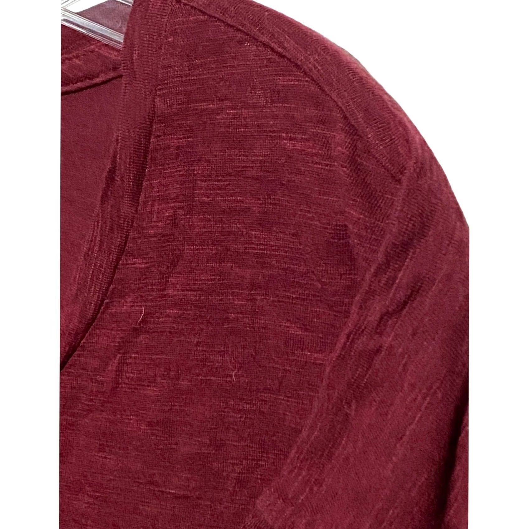 J.Crew J.CREW T-Shirt Womens M Christmas Party Joy Holiday Cheer Burgundy Red 60% Cotton 40% Modal NWT Casual Soft Short Sleeve Crew Neck Satin Tagless? Size M / US 6-8 / IT 42-44 - 4 Thumbnail
