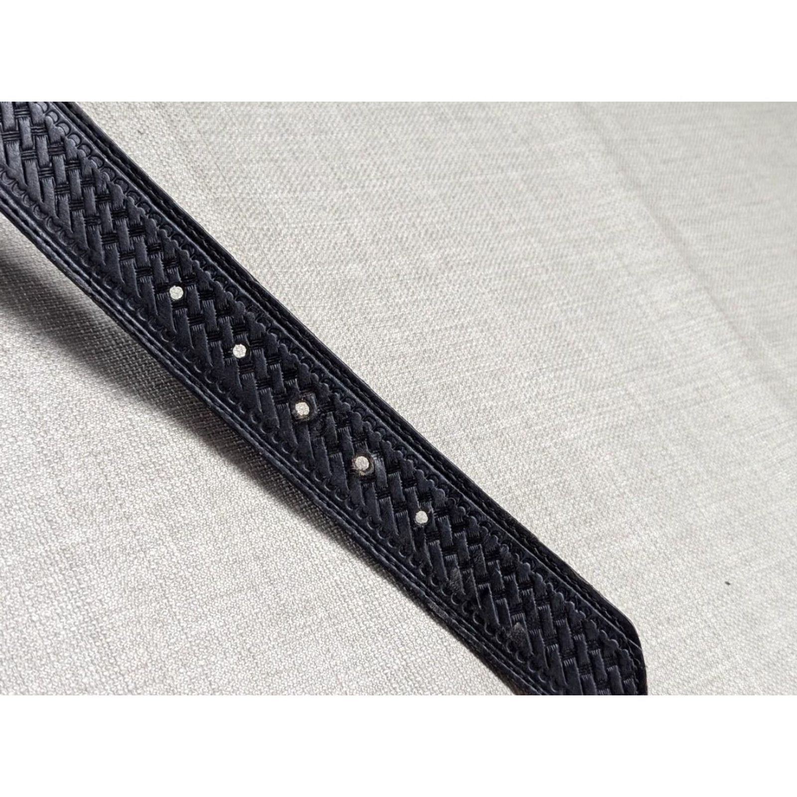 Vintage VINTAGE WESTERN beltTOOLED COWBOY belt black leather 36 basketweave 1-1/2" Mens Size 36 - 3 Thumbnail