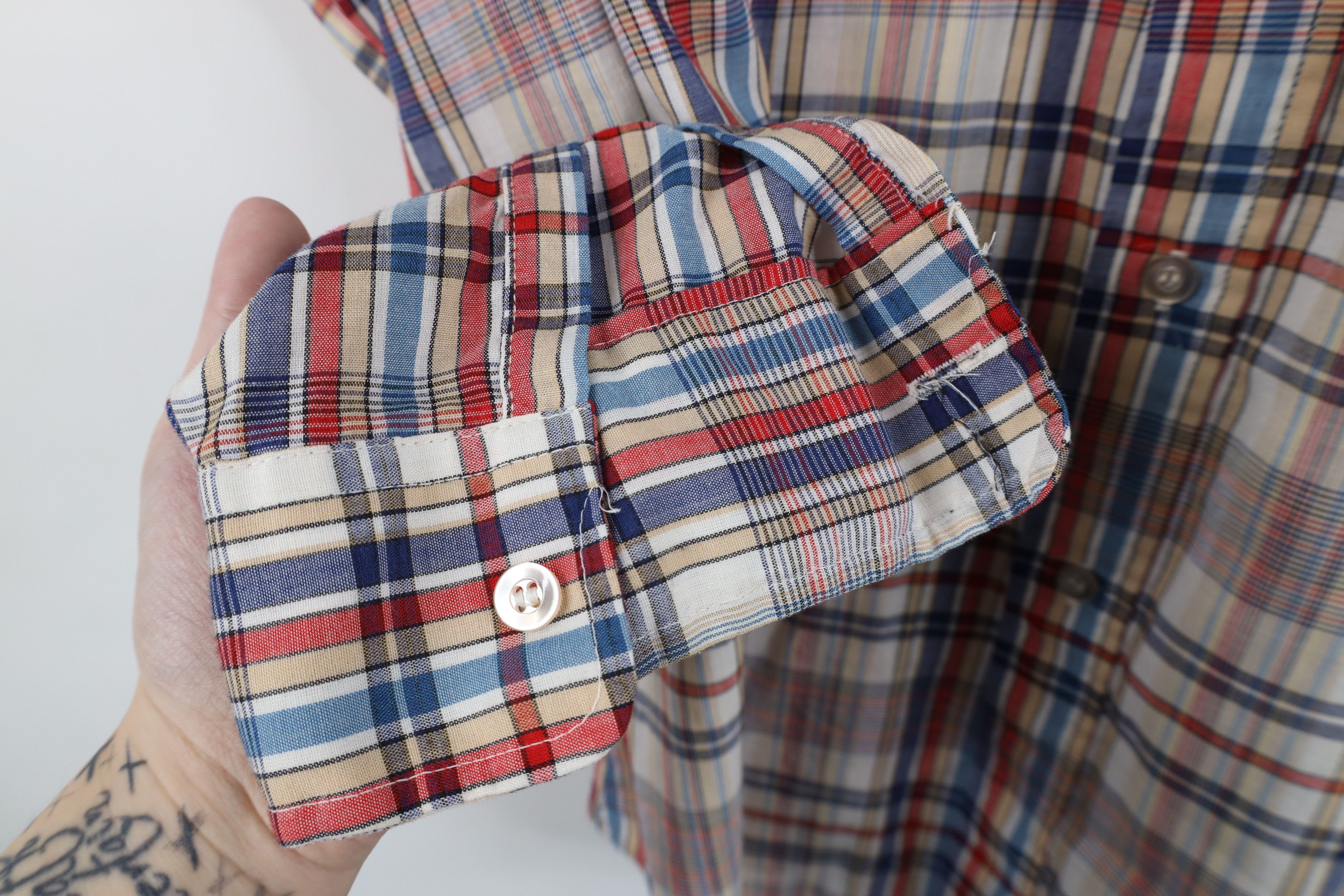 Levi's Vintage 70s 80s Levis Rainbow Collared Button Shirt USA Size US L / EU 52-54 / 3 - 7 Thumbnail