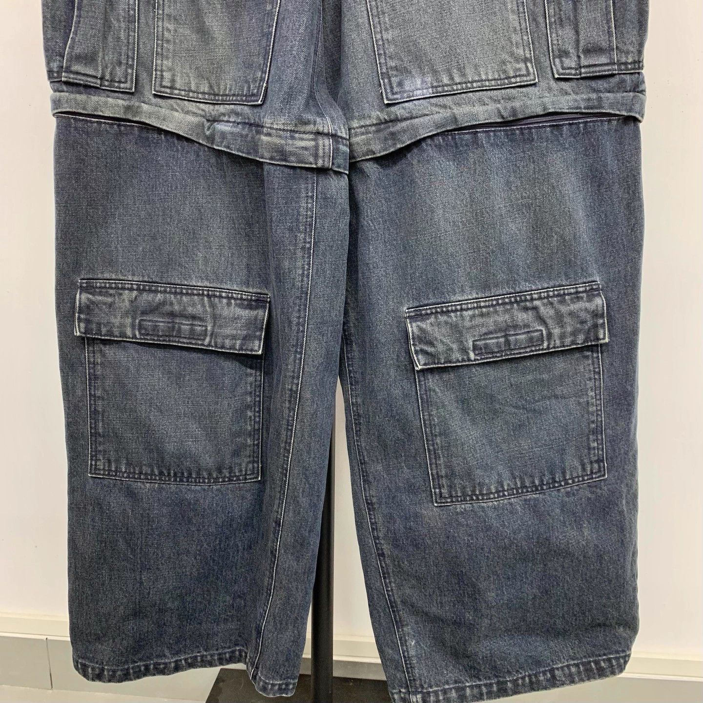 Balenciaga Balenciaga Cargo Detachable Straight Jeans 34 Size US 34 / EU 50 - 4 Thumbnail