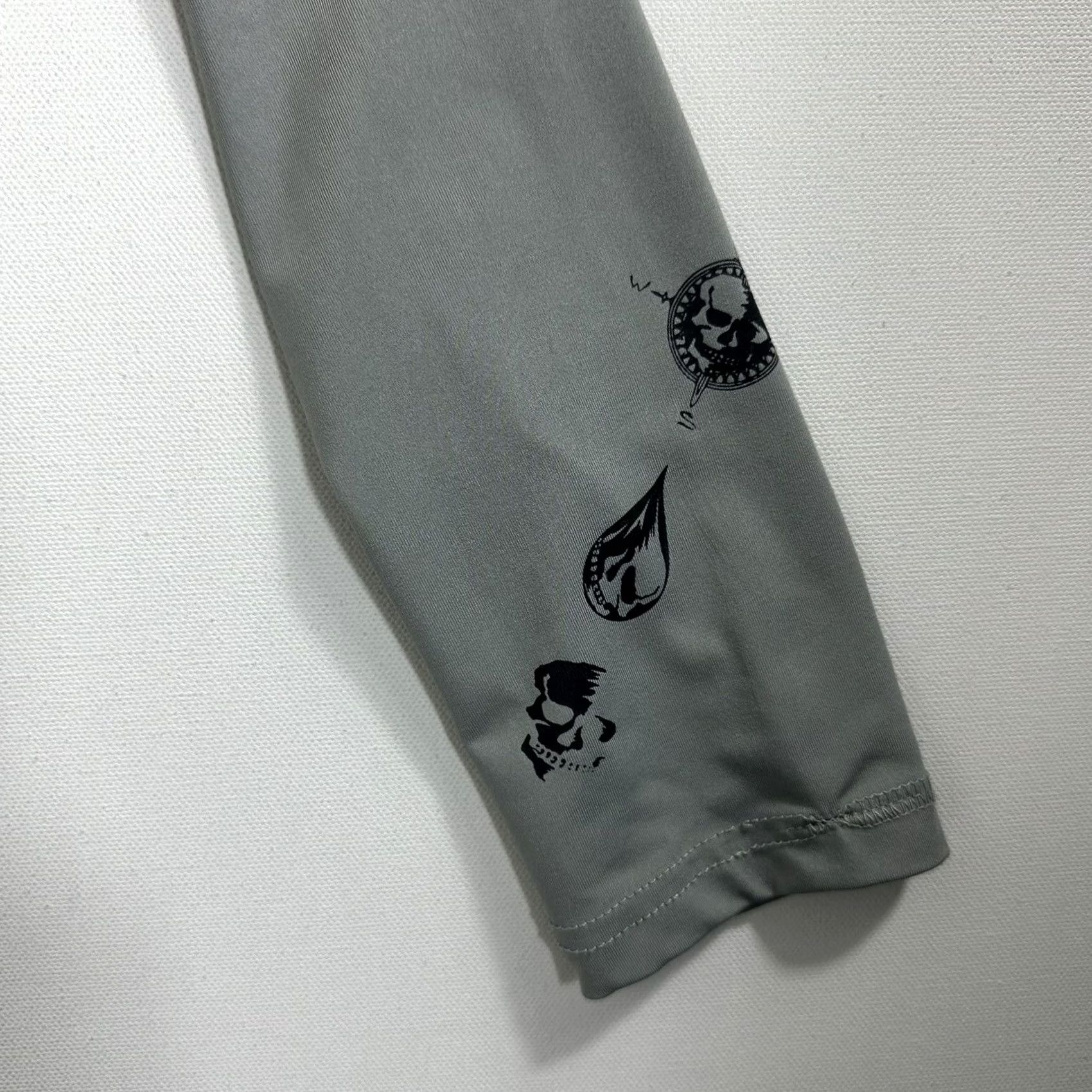 Vintage VINTAGE SALT LIFE SLX Shirt UVapor Long Sleeve Tee Rash Guard Gray Graphics Skull Mens S Size US S / EU 44-46 / 1 - 3 Thumbnail