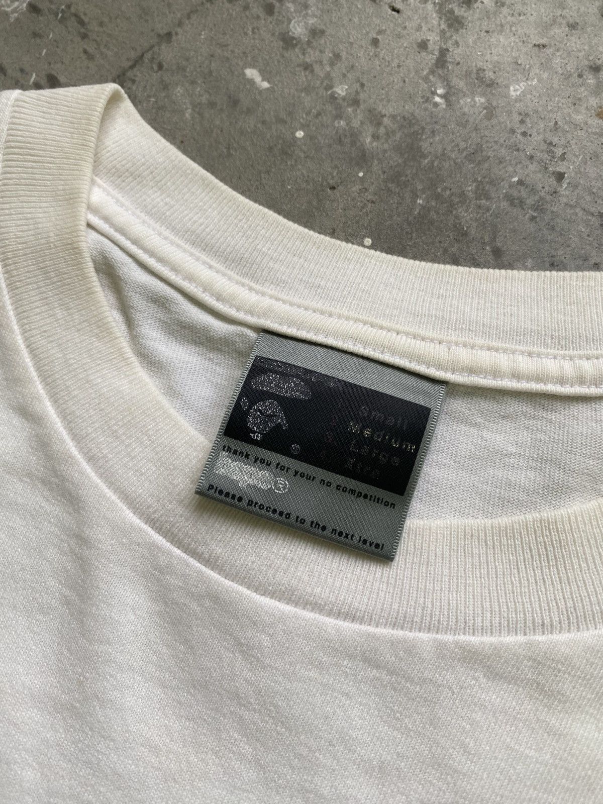 Bape Vintage BAPE Manhunt A Bathing Ape Tee Nigo Era Size US M / EU 48-50 / 2 - 7 Thumbnail