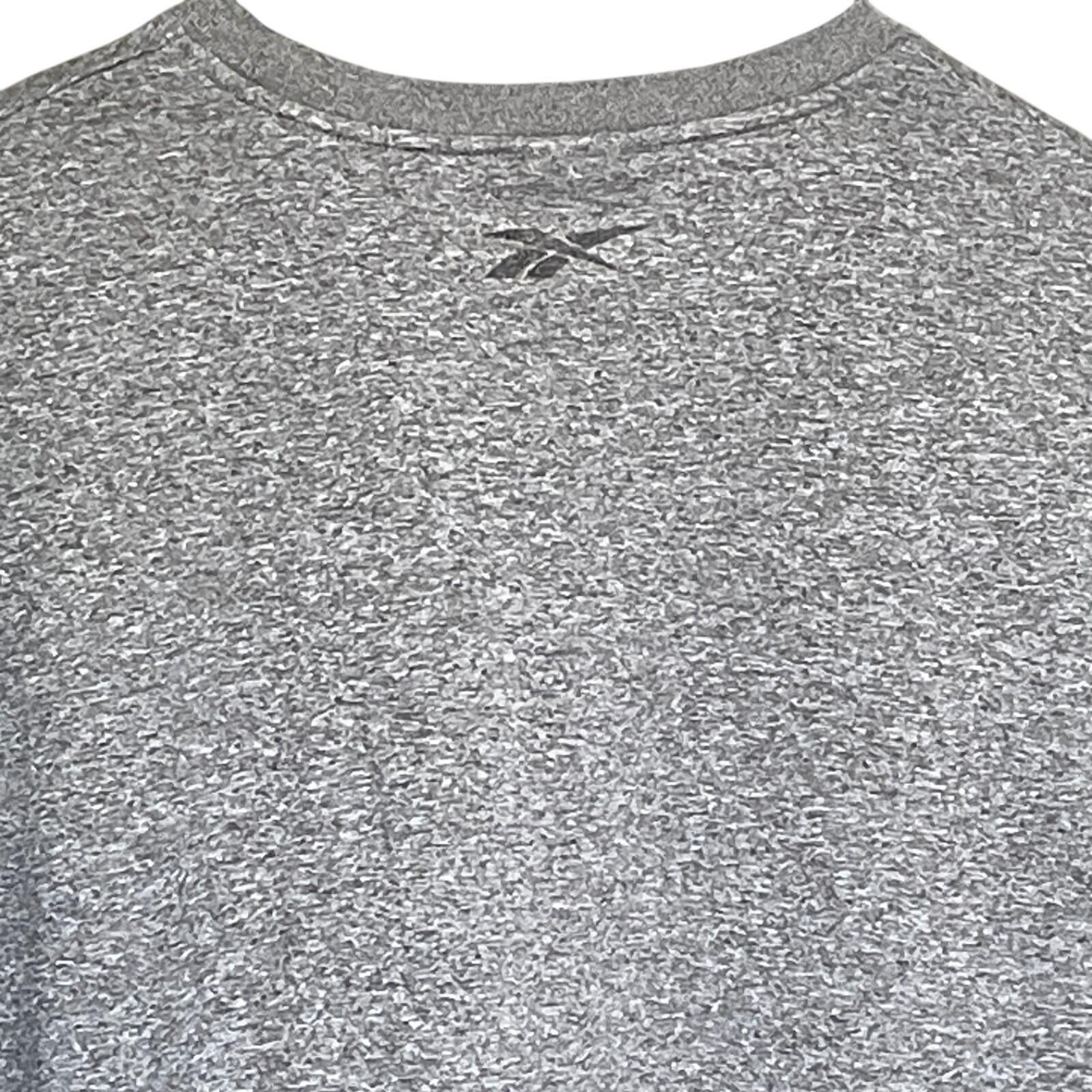 Reebok Reebok Men's XL Gray Short Sleeve T-Shirt Logo Tee CLEAN! Size US L / EU 52-54 / 3 - 3 Thumbnail