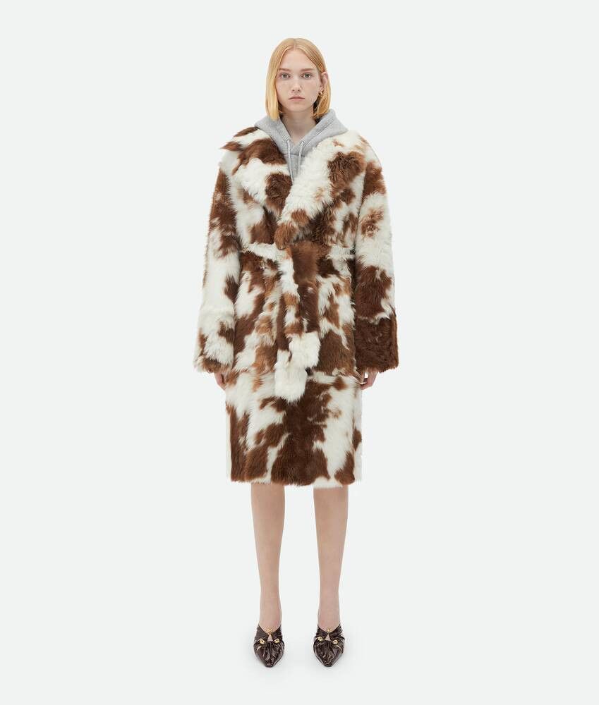 Bottega Veneta o1w1db10126 Spotted Shearling Coat in Multicolor Size XXS / US 00 / IT 34 - 1 Preview