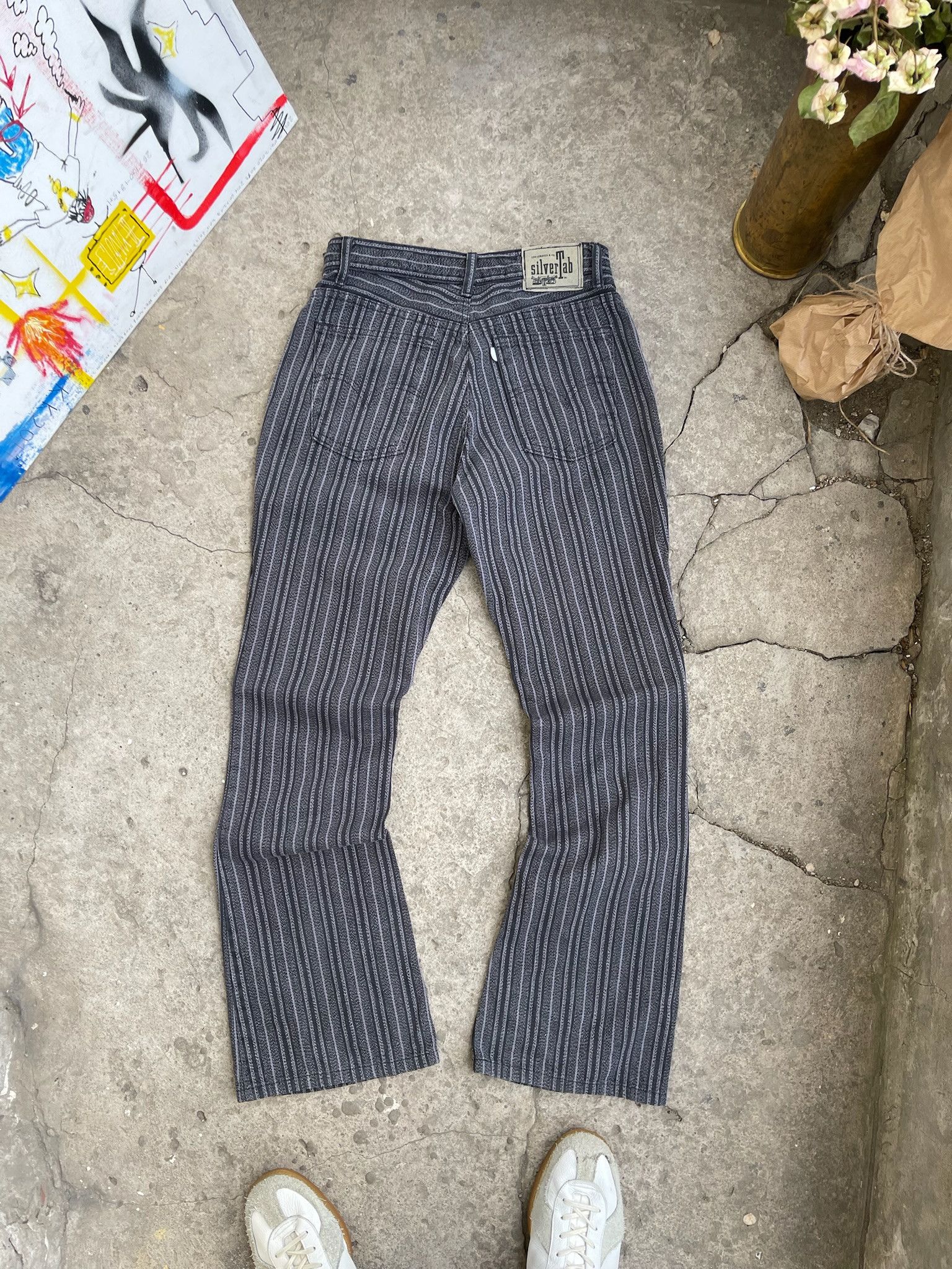 Levi's Vintage 1990s Levi’s Silver Tab Flare pants Jeans Size US 28 / EU 44 - 9 Thumbnail