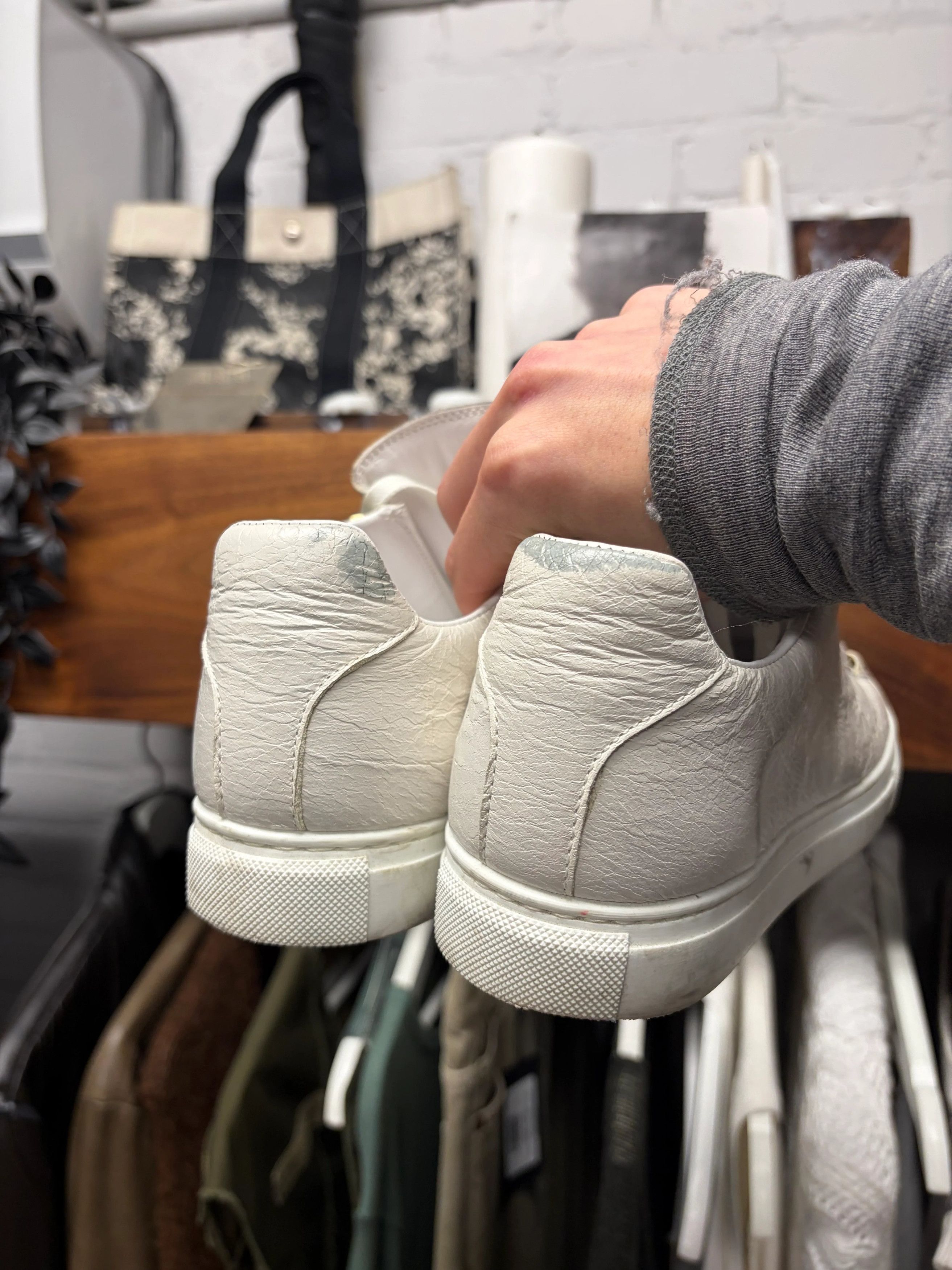 Balenciaga Balenciaga White ‘Arena’ Low Top Sneakers Size US 7 / IT 37 - 4 Thumbnail