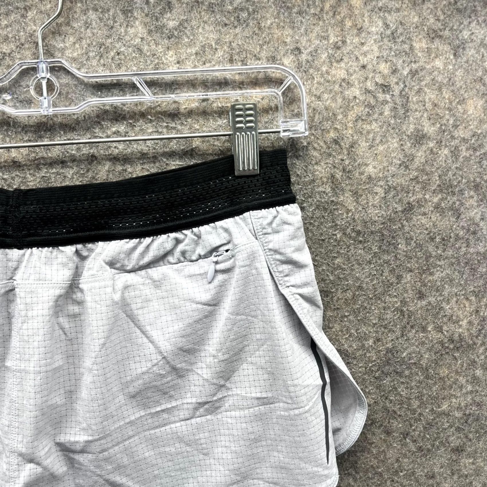 Reebok Reebok Shorts Women M Gray Black Athletic Gym CrossFit Spandex Lined Size 32" / US 10 / IT 46 - 7 Thumbnail
