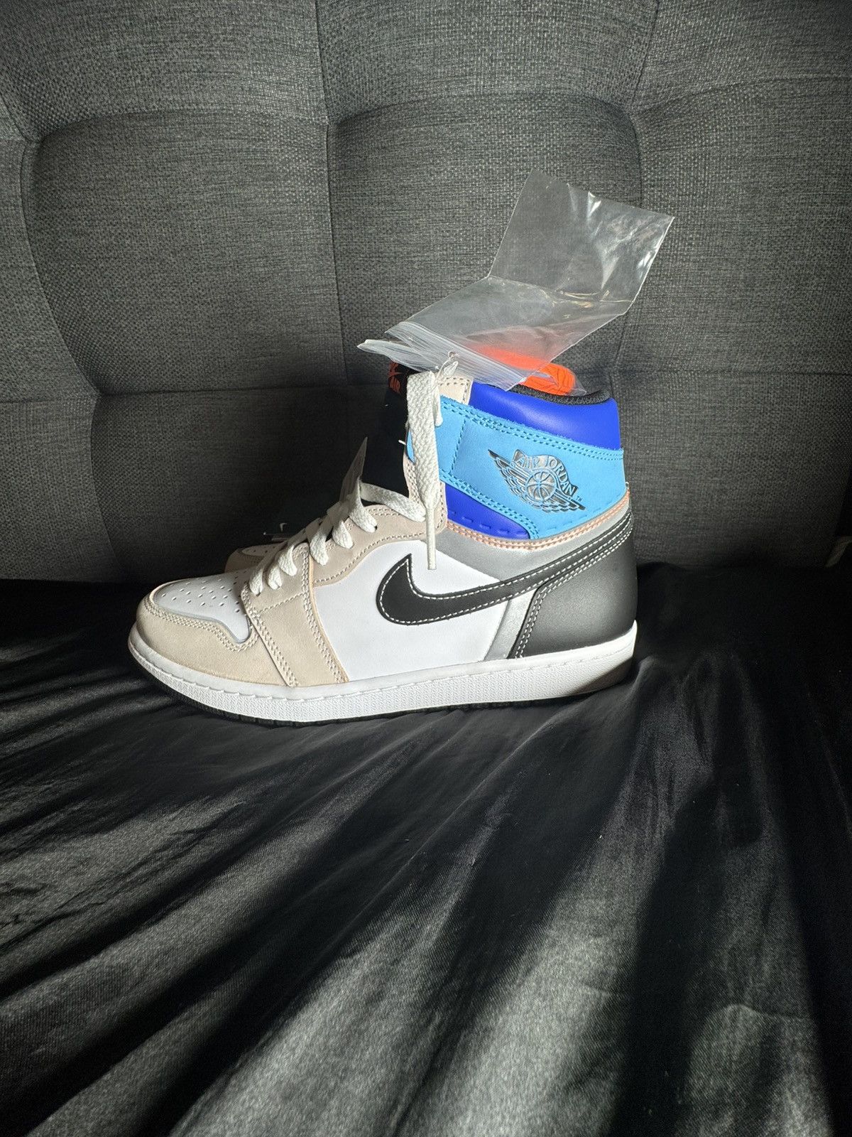 Jordan Brand × Nike Air Jordan 1 High OG Prototype Deadstock Size US 10 / EU 43 - 2 Thumbnail