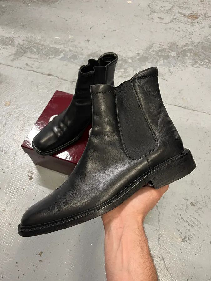 Gucci Gucci Black Leather Classy Chelsea Boot Size US 11 / EU 44 - 1 Thumbnail