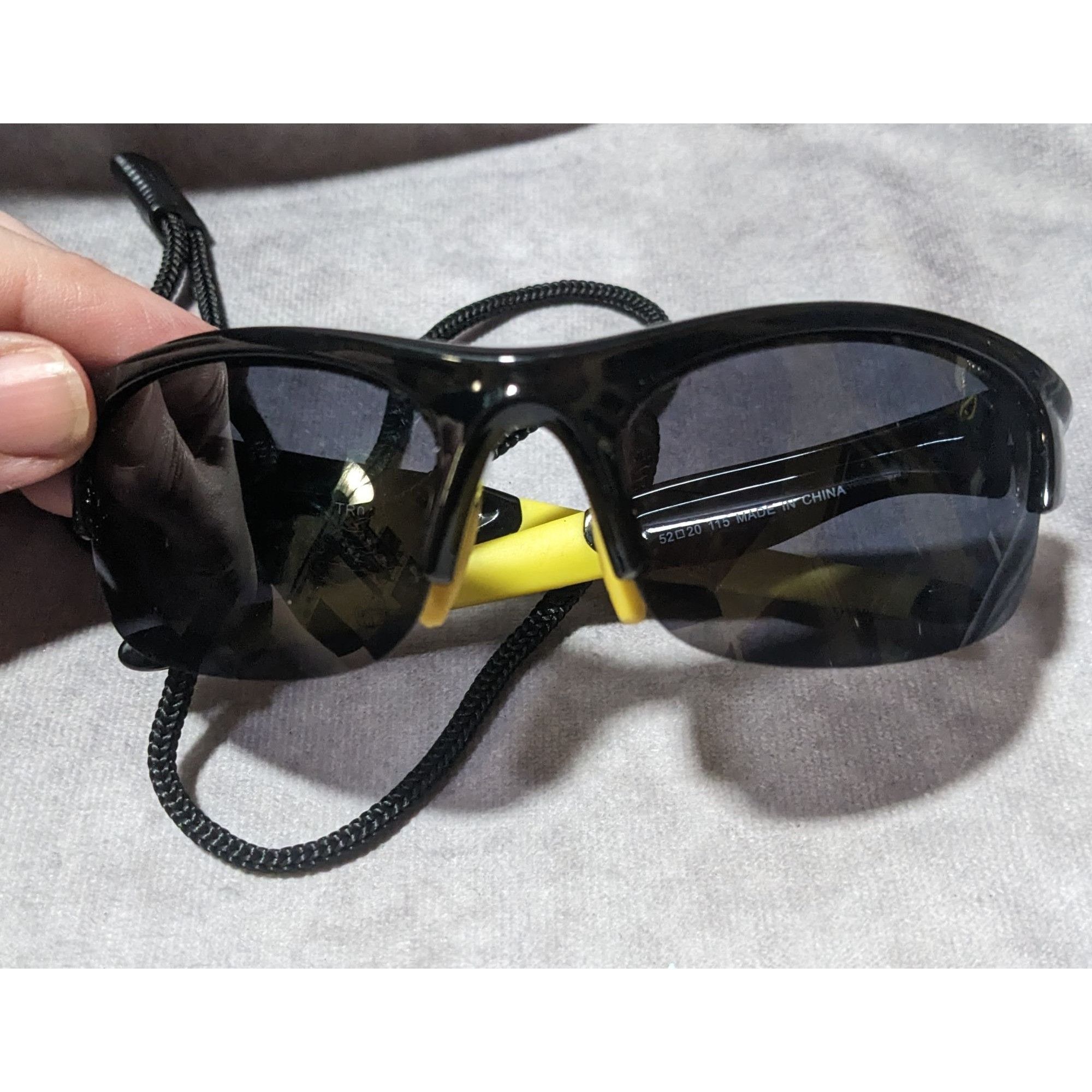 Other Torege Sports Black And Yellow Sunglasses With Cord Size ONE SIZE - 4 Thumbnail