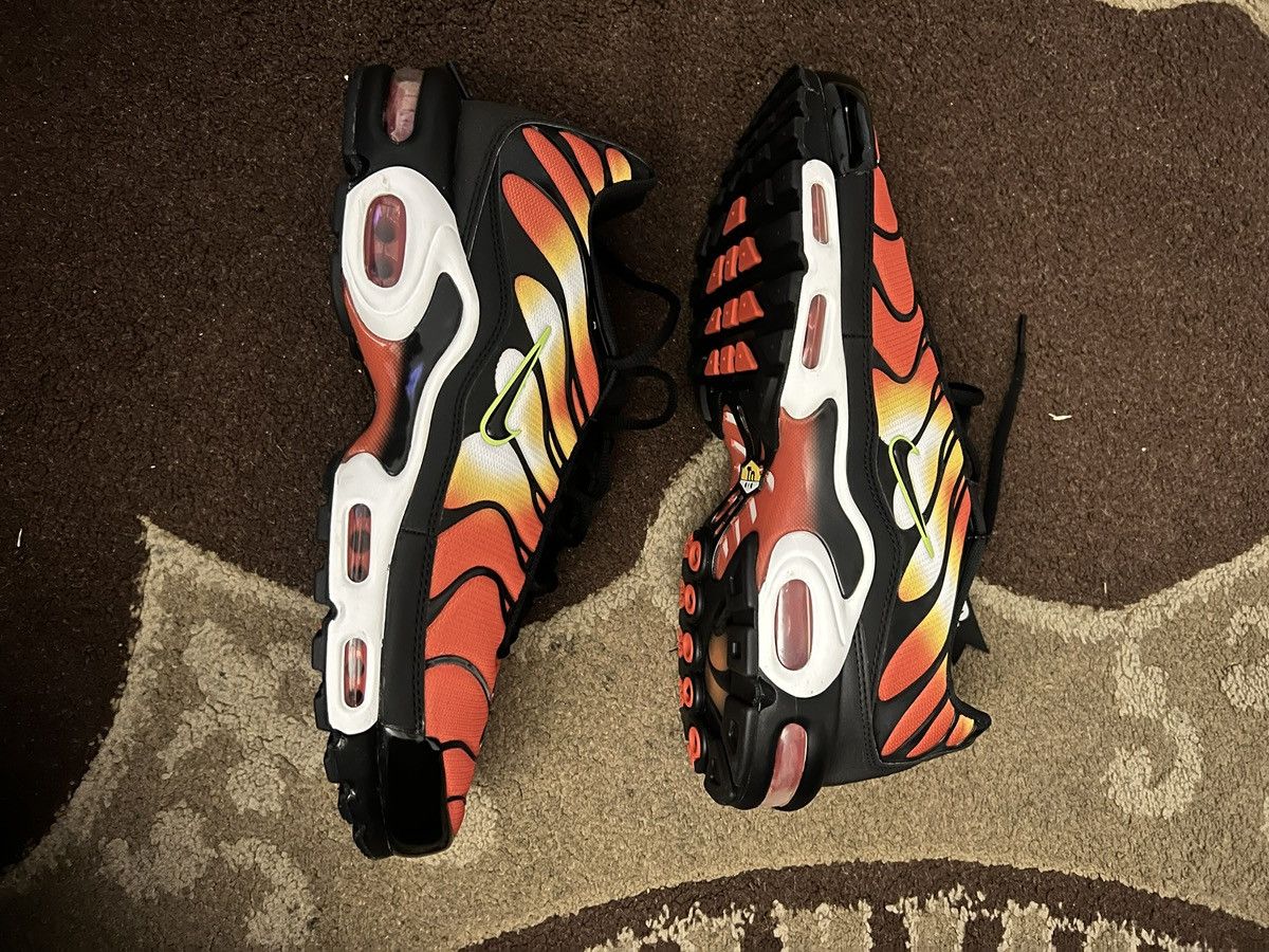 Nike NIKE AIR MAX PLUS PK ‘Sunset Orange Yellow’ 2021 Size US 11.5 / EU 44-45 - 3 Thumbnail