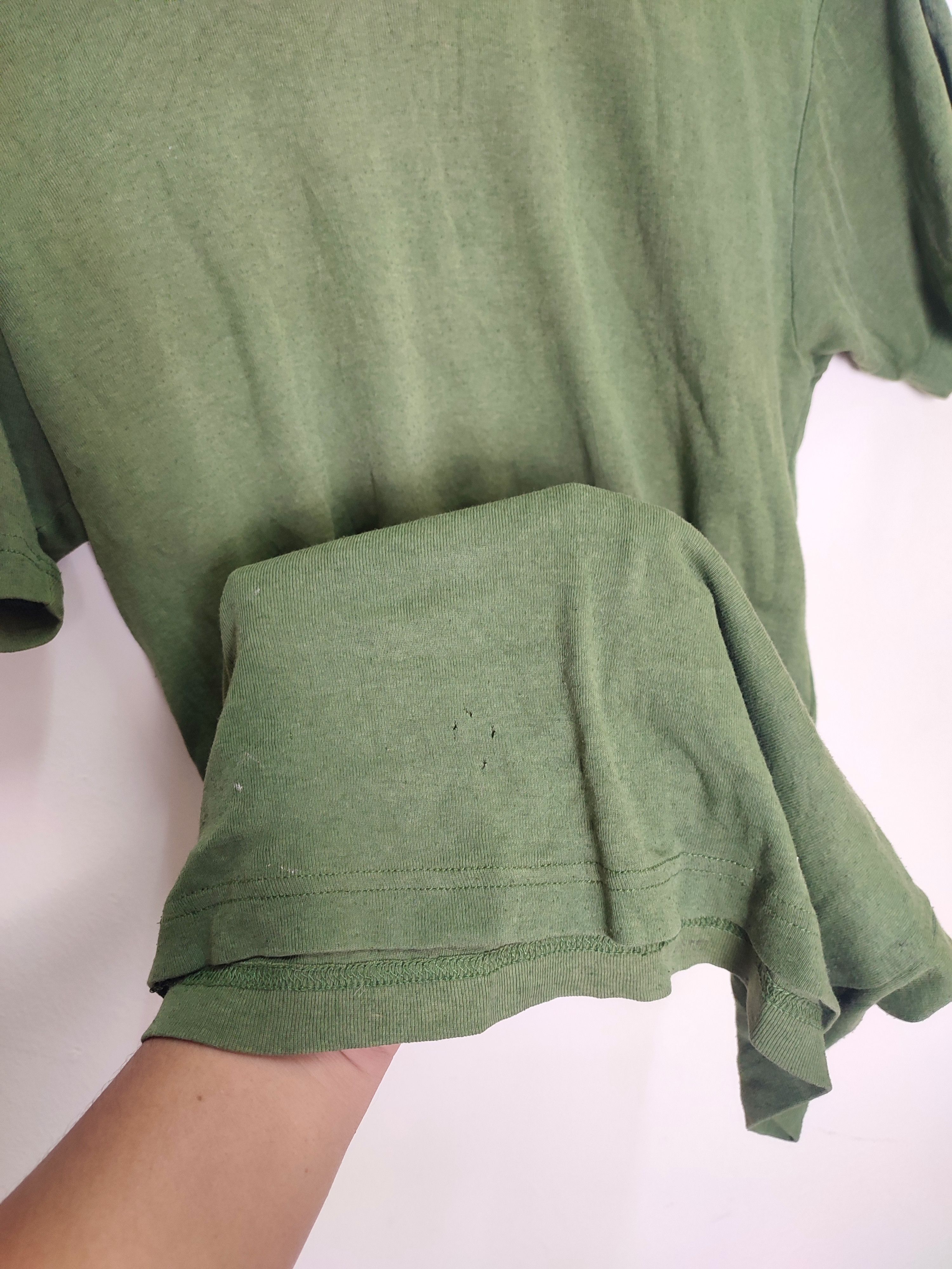 Vintage Vintage Army Green Plain Tees Size US M / EU 48-50 / 2 - 4 Thumbnail