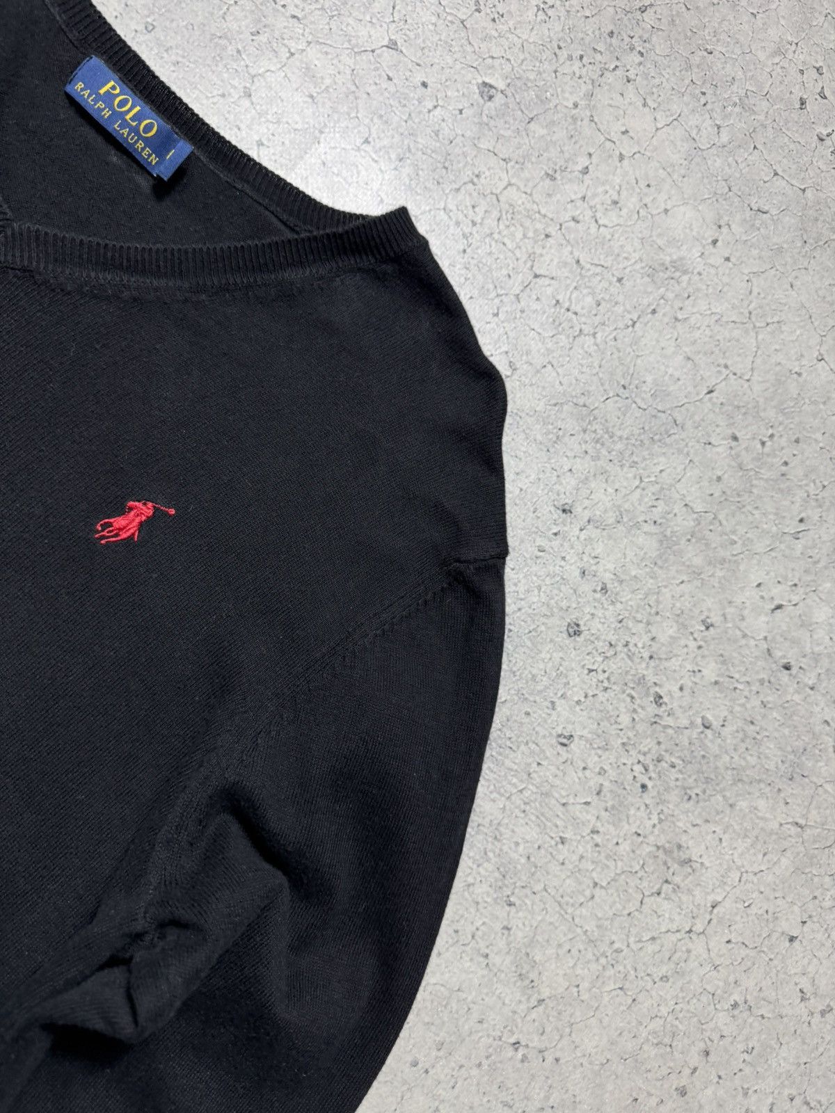 Polo Ralph Lauren Polo Ralph Lauren V-Neck Sweater Black Vintage Size M Size US M / EU 48-50 / 2 - 5 Thumbnail