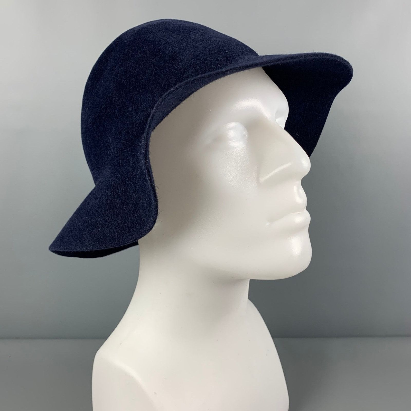 Burberry Prorsum Spring 2015 Size L Navy Blue Rabbit Felt Hats Size ONE SIZE - 1 Thumbnail