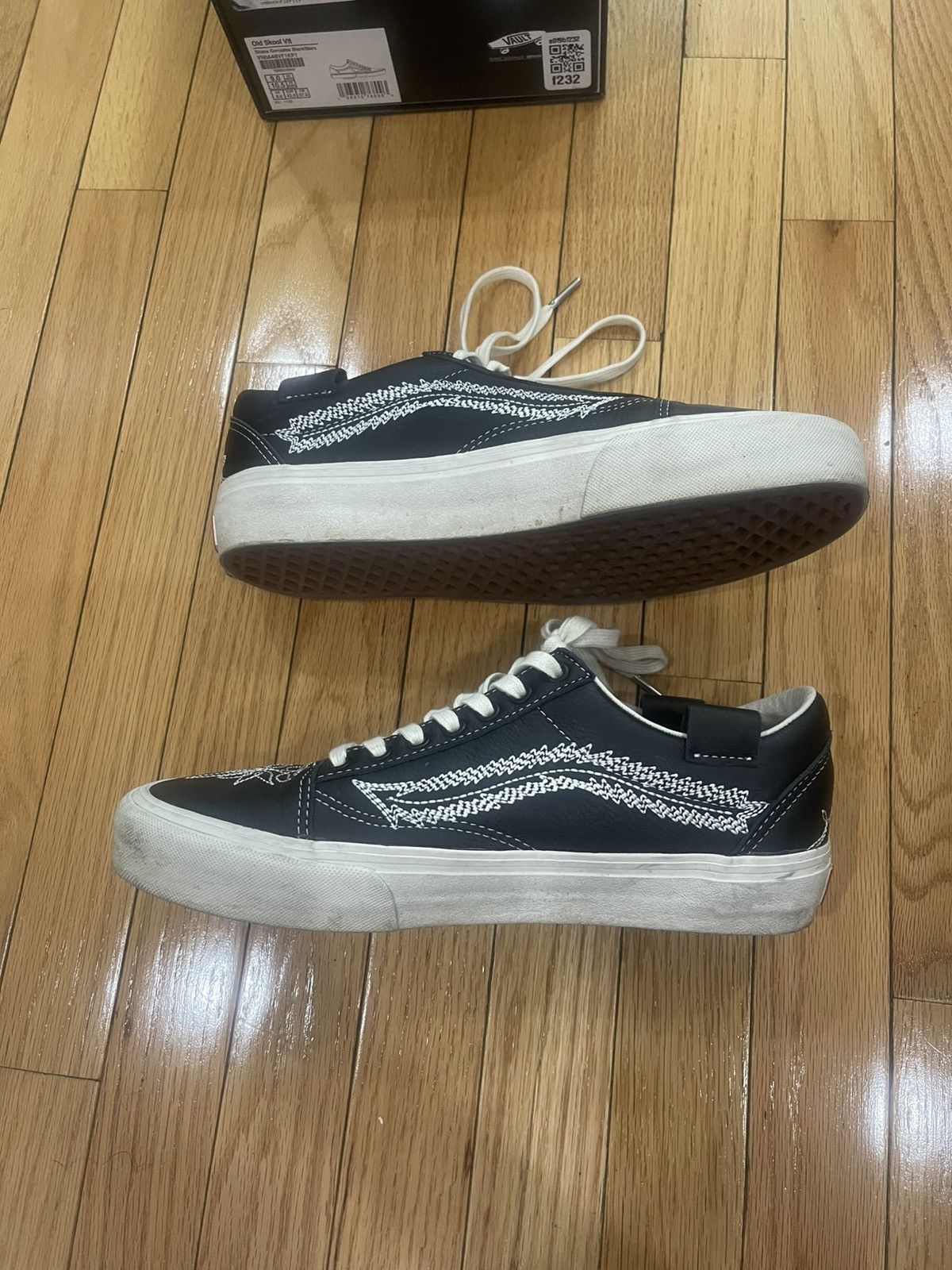 Vans Shane Gonzales Vans Old Skool Size US 9 / EU 42 - 2 Thumbnail