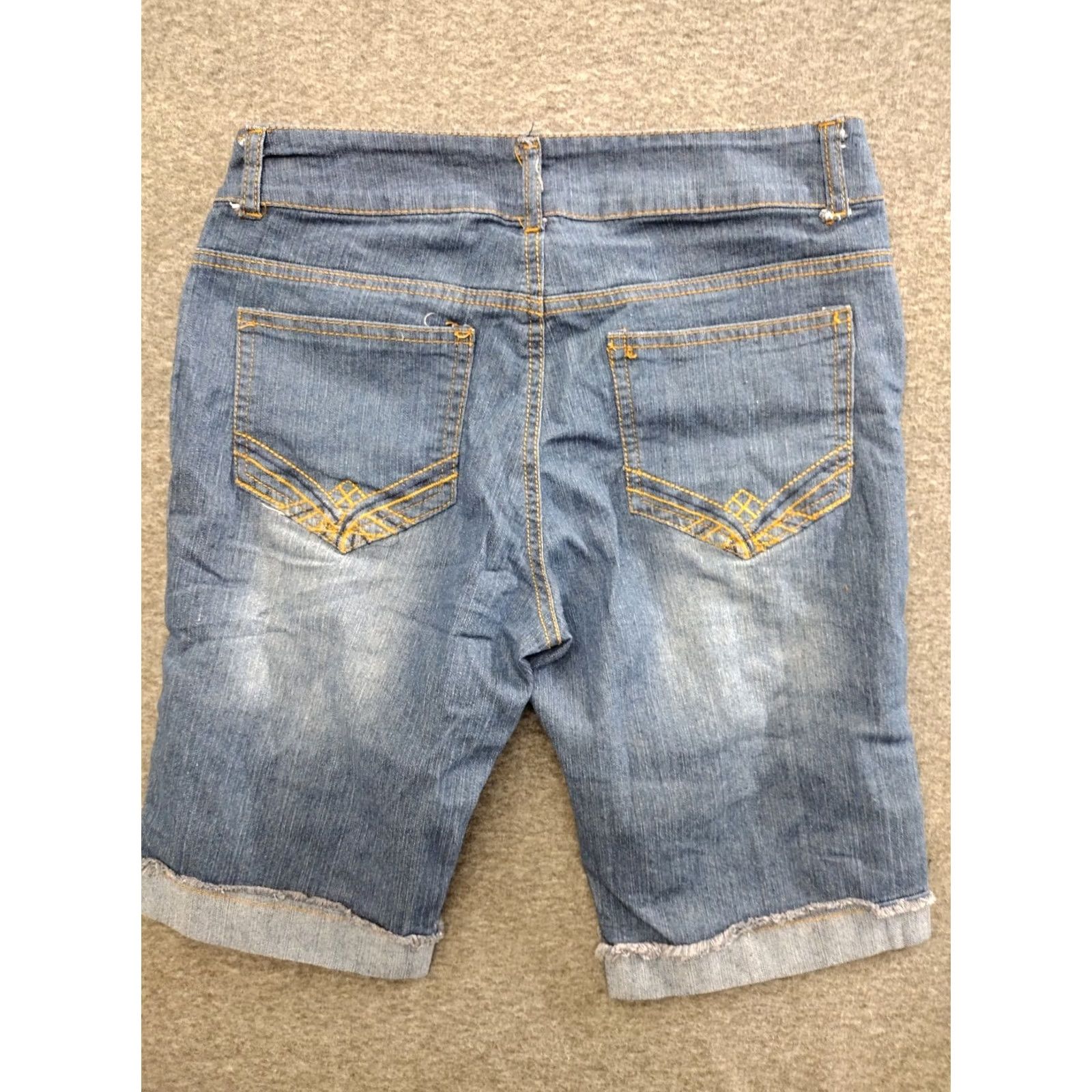 Vintage Unbranded Light Blue Cuffed Distressed Juniors Jeans Shorts 9 Women Small Casual Beach 9in Inseam Size 30" / US 8 / IT 44 - 2 Thumbnail