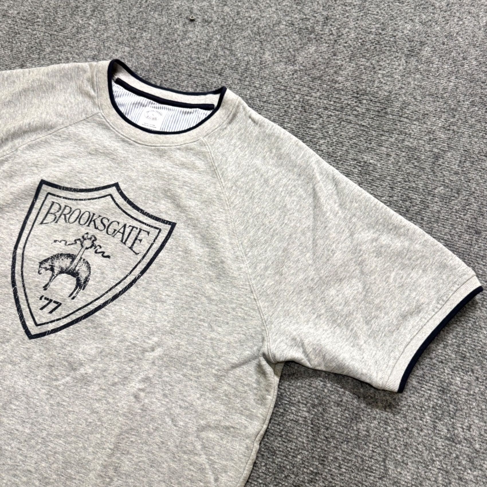 Brooks Brothers Brooks Brothers Brooksgate short-sleeve sweatshirt Mens XL Heather Grey Y2K Size US XL / EU 56 / 4 - 6 Thumbnail