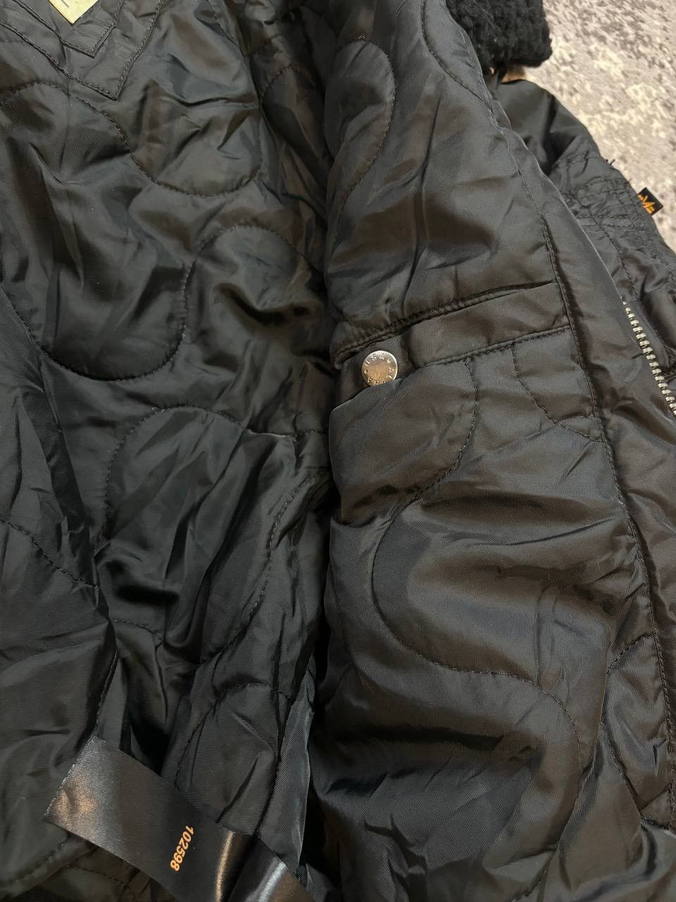 Alpha Industries × Vintage Vintage Y2K Alpha Industries Fur Collar Flight B-15 Jacket Size US L / EU 52-54 / 3 - 7 Thumbnail