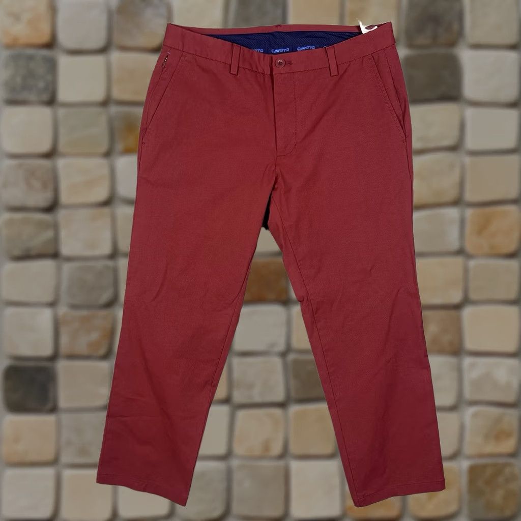 Vineyard Vines Vineyard Vines OTG Mens Pants Red On The Go Casual Golf Performance Size US 34 / EU 50 - 1 Thumbnail