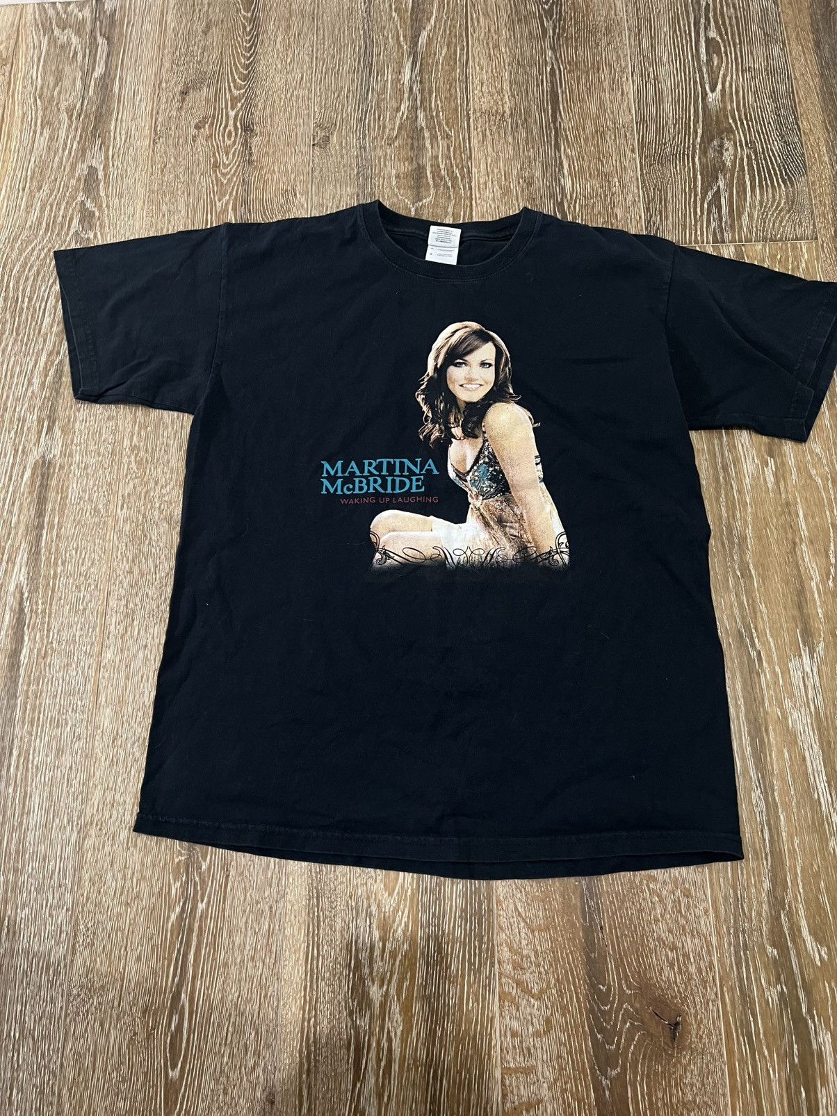 Band Tees Martina mcbride wake up laughing tee Size US L / EU 52-54 / 3 - 1 Thumbnail