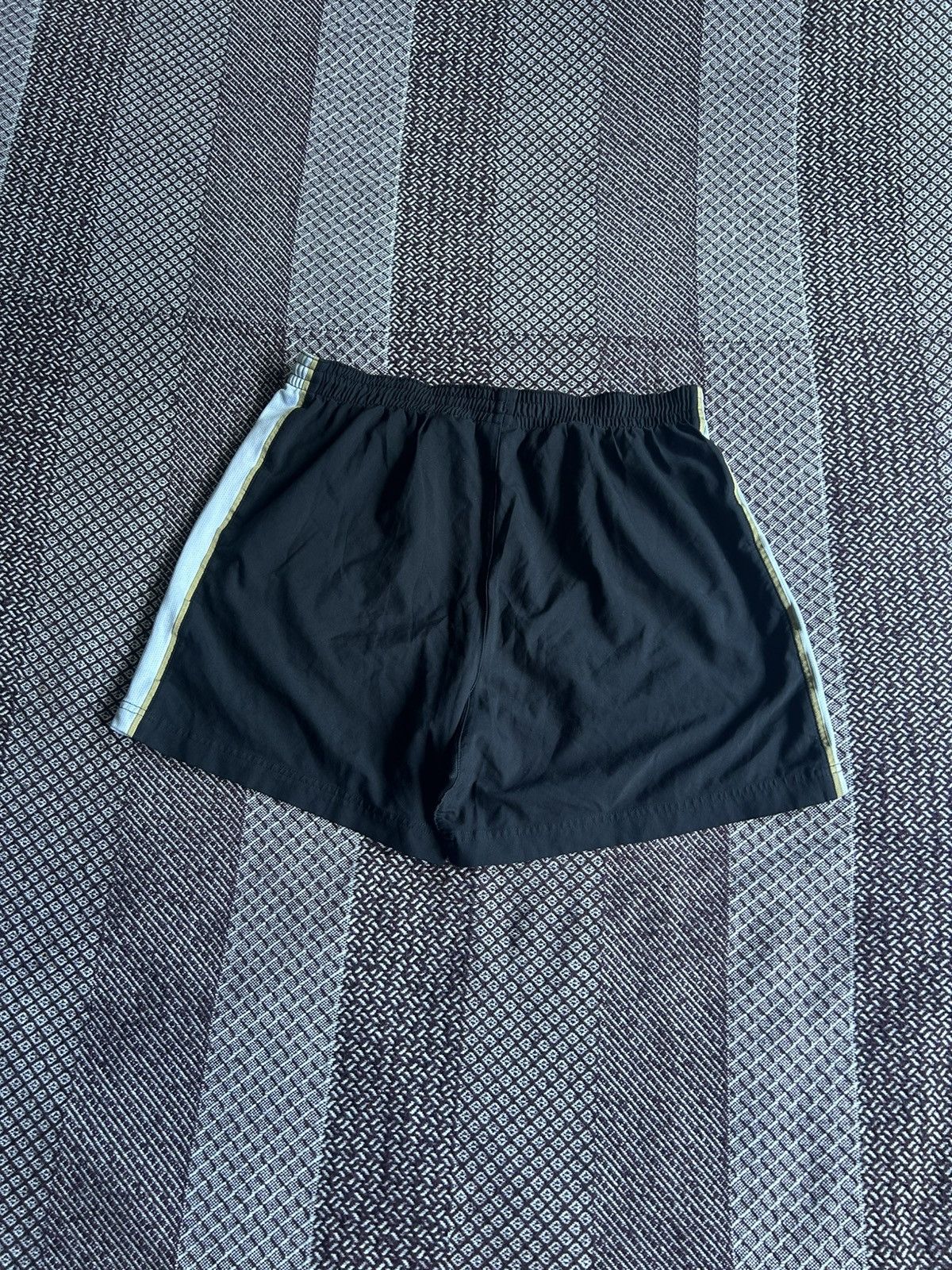 Nike Vintage Nike Sportswear Shorts Streetwear Size L Unisex Size US 36 / EU 52 - 8 Thumbnail
