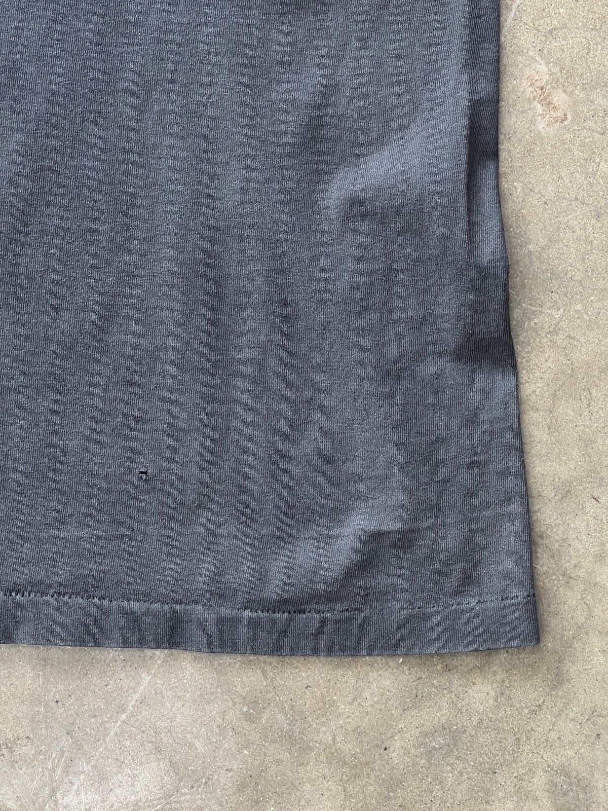 Vintage Vintage 1993 Jurassic T-Rex Dinosaur Single Stitch Tee 2XL Size US XXL / EU 58 / 5 - 6 Thumbnail