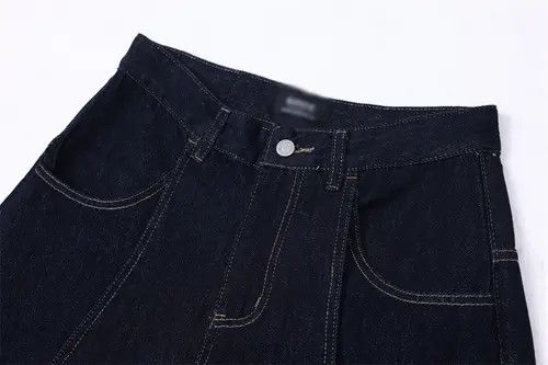 VIBE Men's straight-leg contrast-color cuffed denim shorts Size US 32 / EU 48 - 5 Thumbnail
