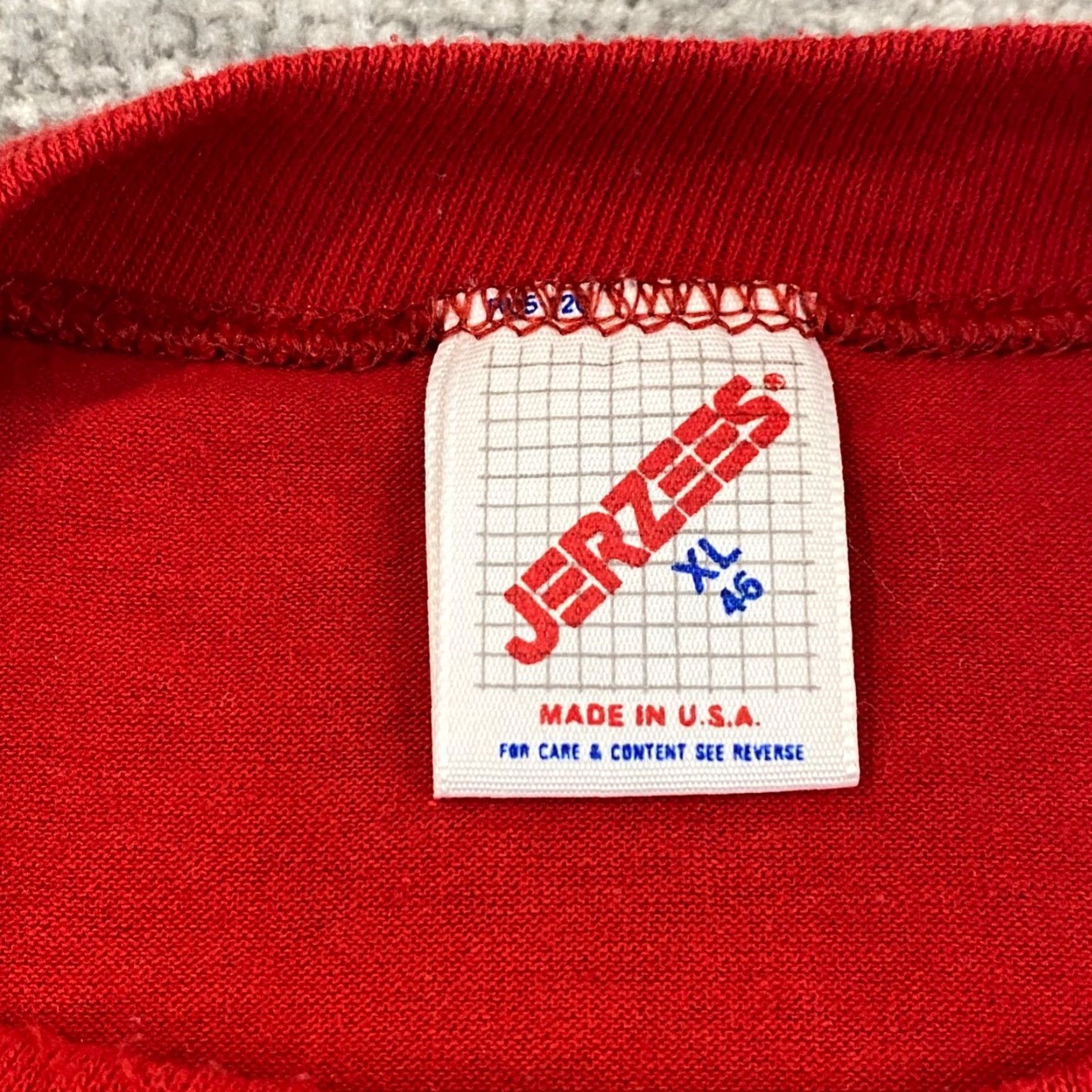 Jerzees VINTAGE Jerzees Delaware Shirt Mens XL Red 90s Jerzees T-shirt Short Sleeve Crew Neck Logo State Flag Classic Maritime Kalmar Nyckel Mens XL Red 90s Size US XL / EU 56 / 4 - 3 Thumbnail