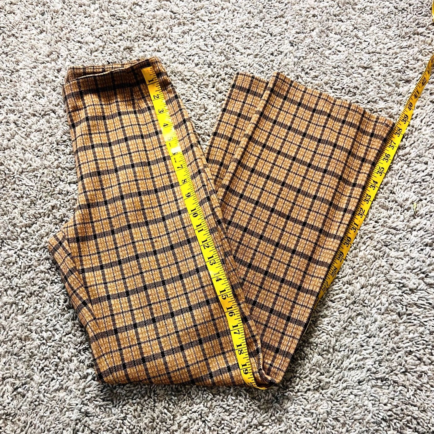 Vintage VINTAGE New York & Company Plaid Tan Black Checkered Flare Pants XS Women Regular Size XS Pants Size 26" / US 2 / IT 38 - 2 Thumbnail