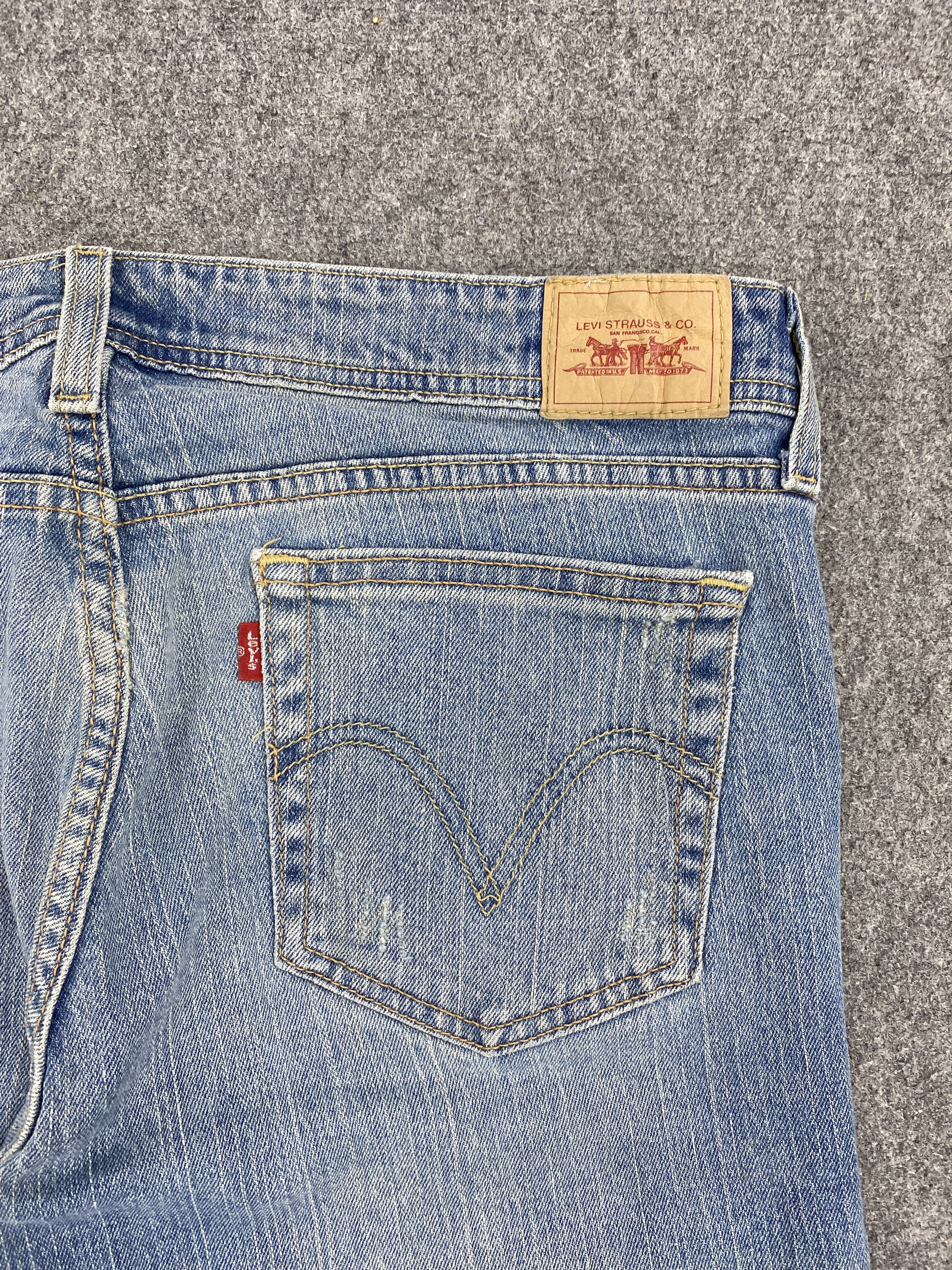 Vintage Levi's 518 Superlow Bootcut Jeans