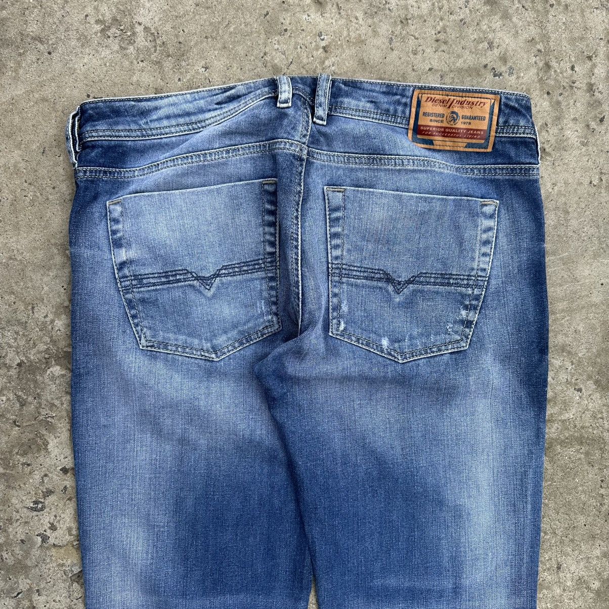 Diesel Vintage Diesel Zatiny Jeans W34xL30 Y2K 00s USA Old Money Size US 34 / EU 50 - 13 Thumbnail