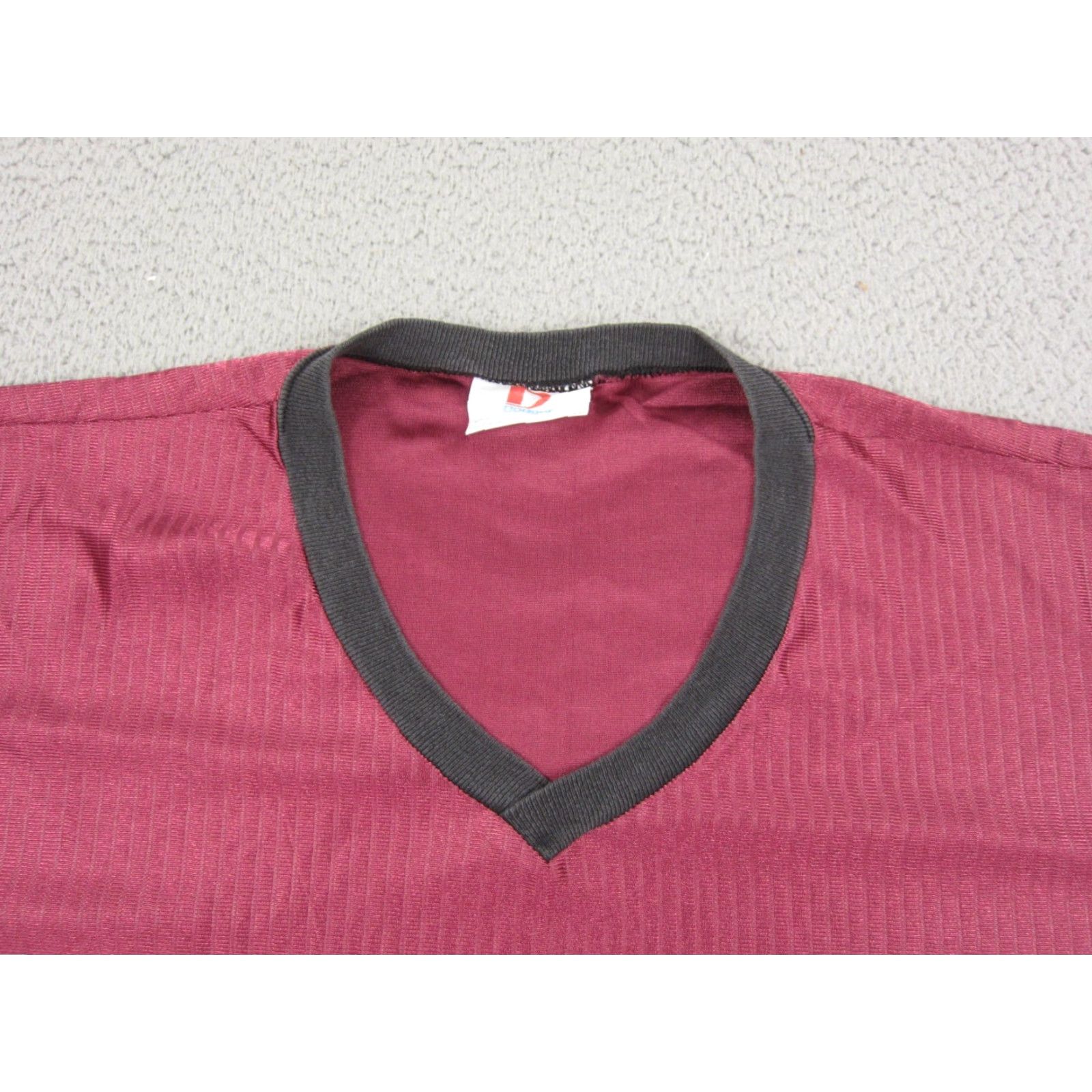 Vintage Vintage Dodger Shirt Adult 2XL Red V-Neck Mens 90s Jersey Nylon Long Sleeve T-Shirt Made in USA Size US XXL / EU 58 / 5 - 2 Thumbnail