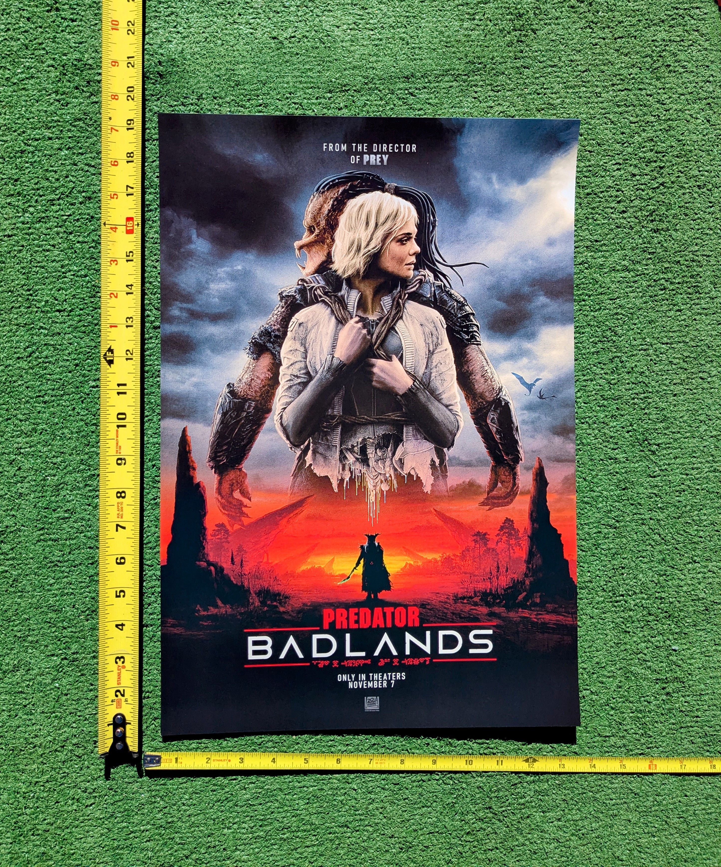 Other Predator Badlands SDCC 2025 Hall H Comic-Con 13x19 Poster Size ONE SIZE - 2 Thumbnail